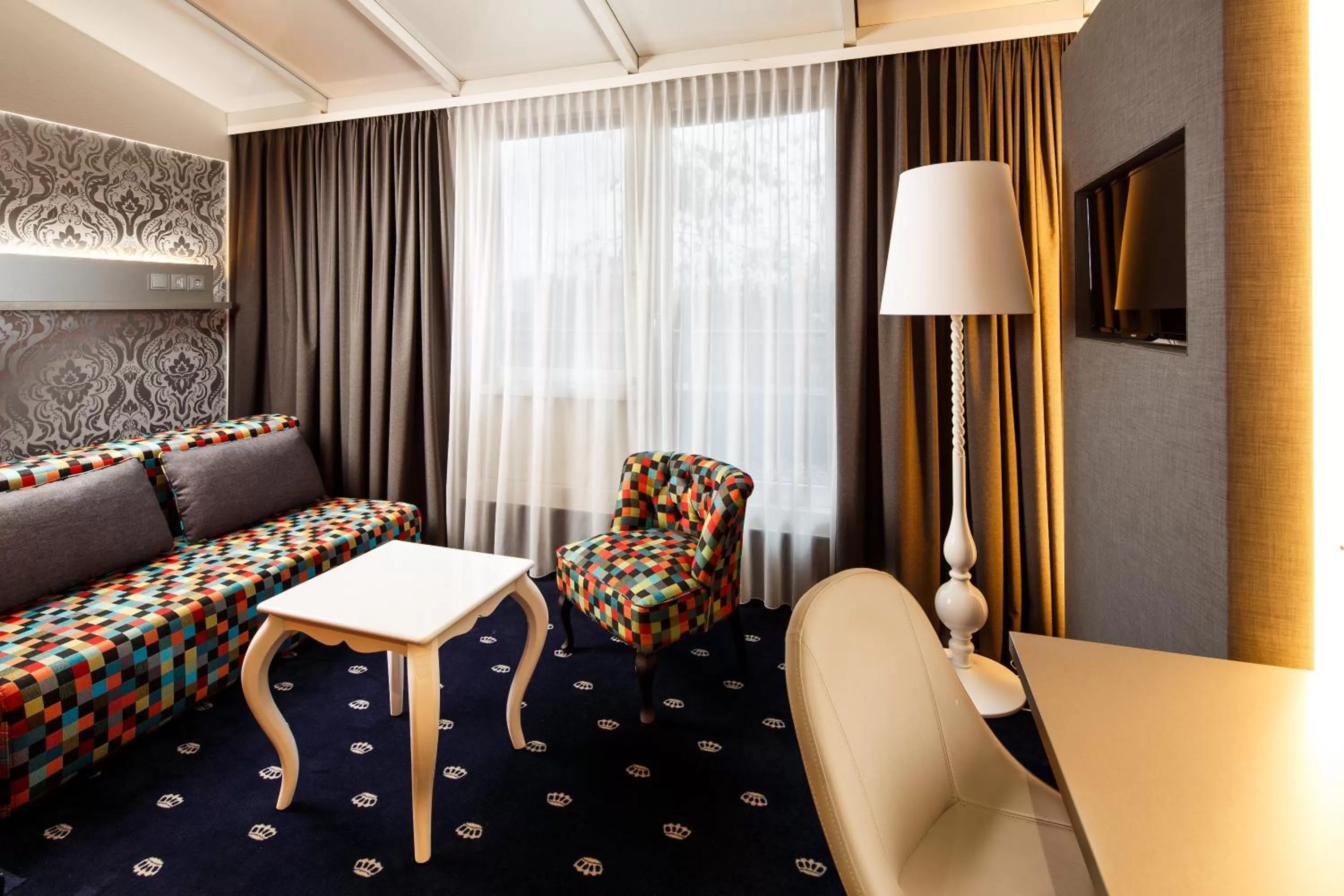 Photo of the whole room, Seating Area in Holiday Inn Dresden - City South, an IHG Hotel