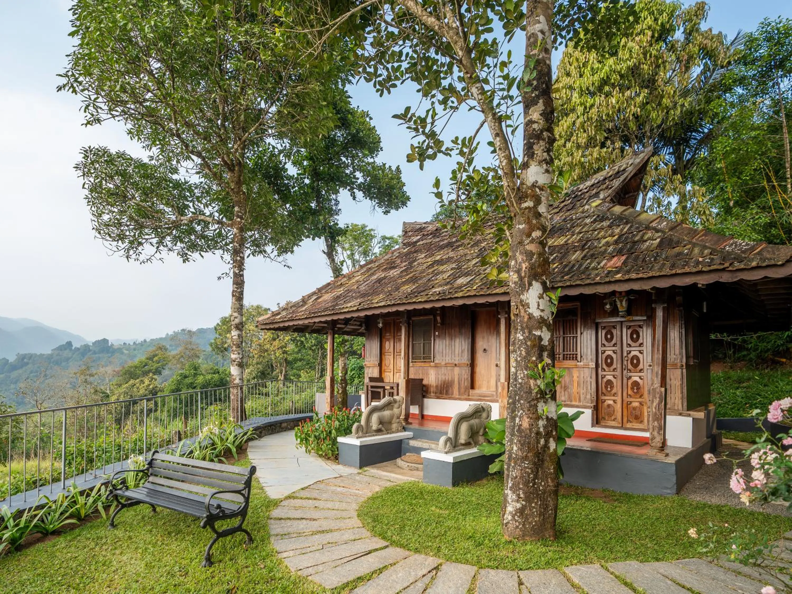 Facade/entrance in Ragamaya Resort & Spa Munnar