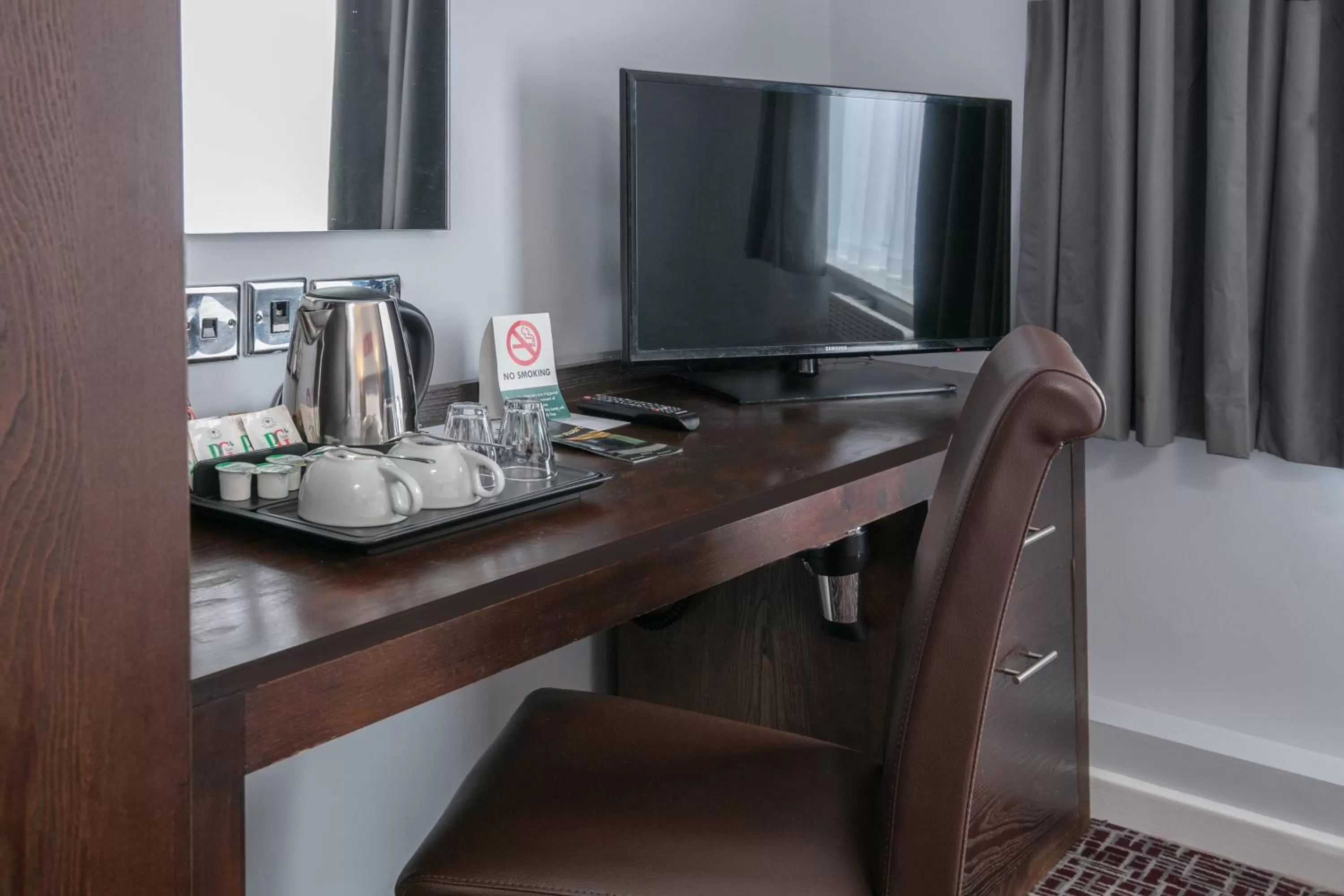 Coffee/tea facilities, Bed in The Stuart Hotel, Sure Hotel Collection by Best Western