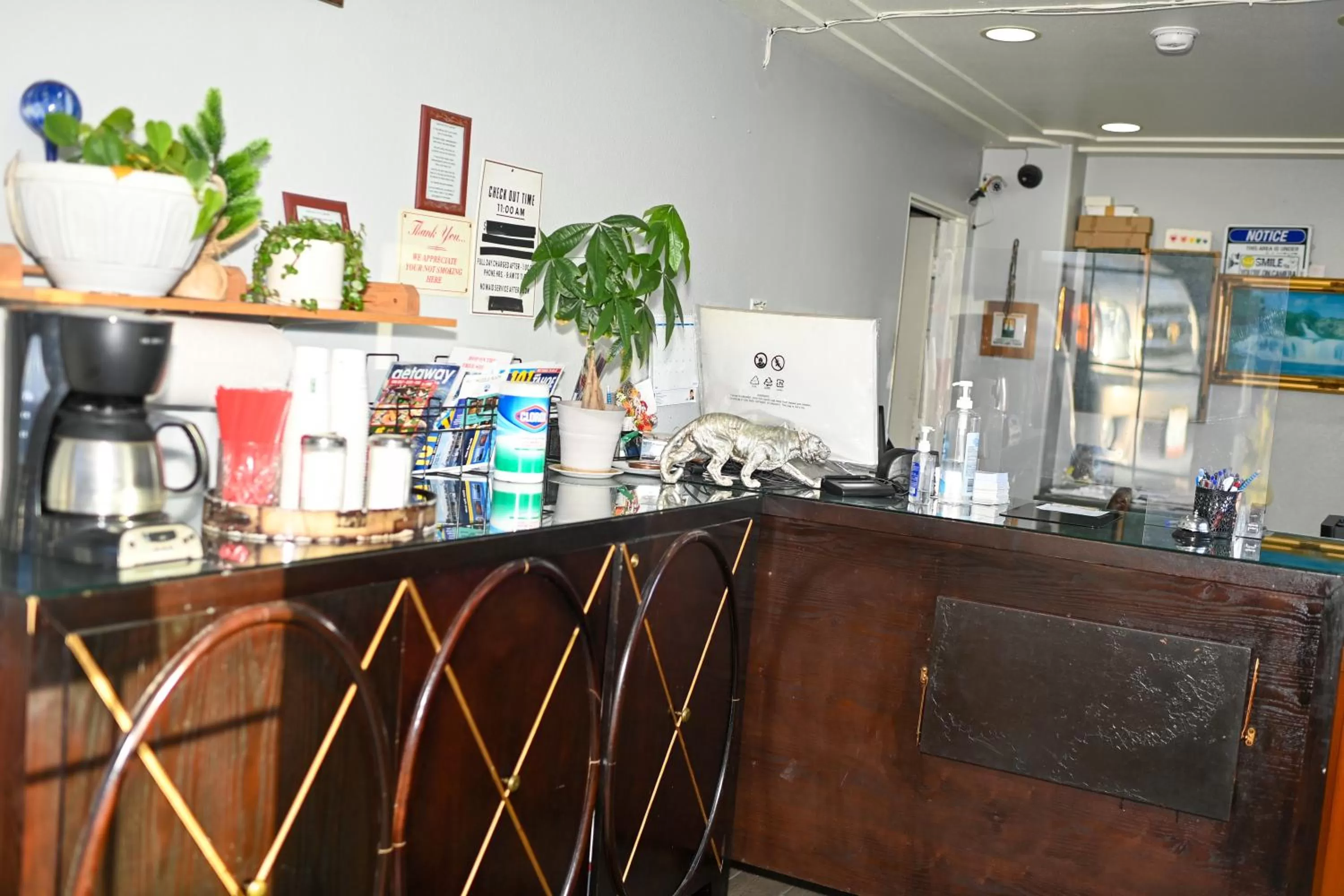 Coffee/tea facilities in Budget INN At The Heavenly Gondola