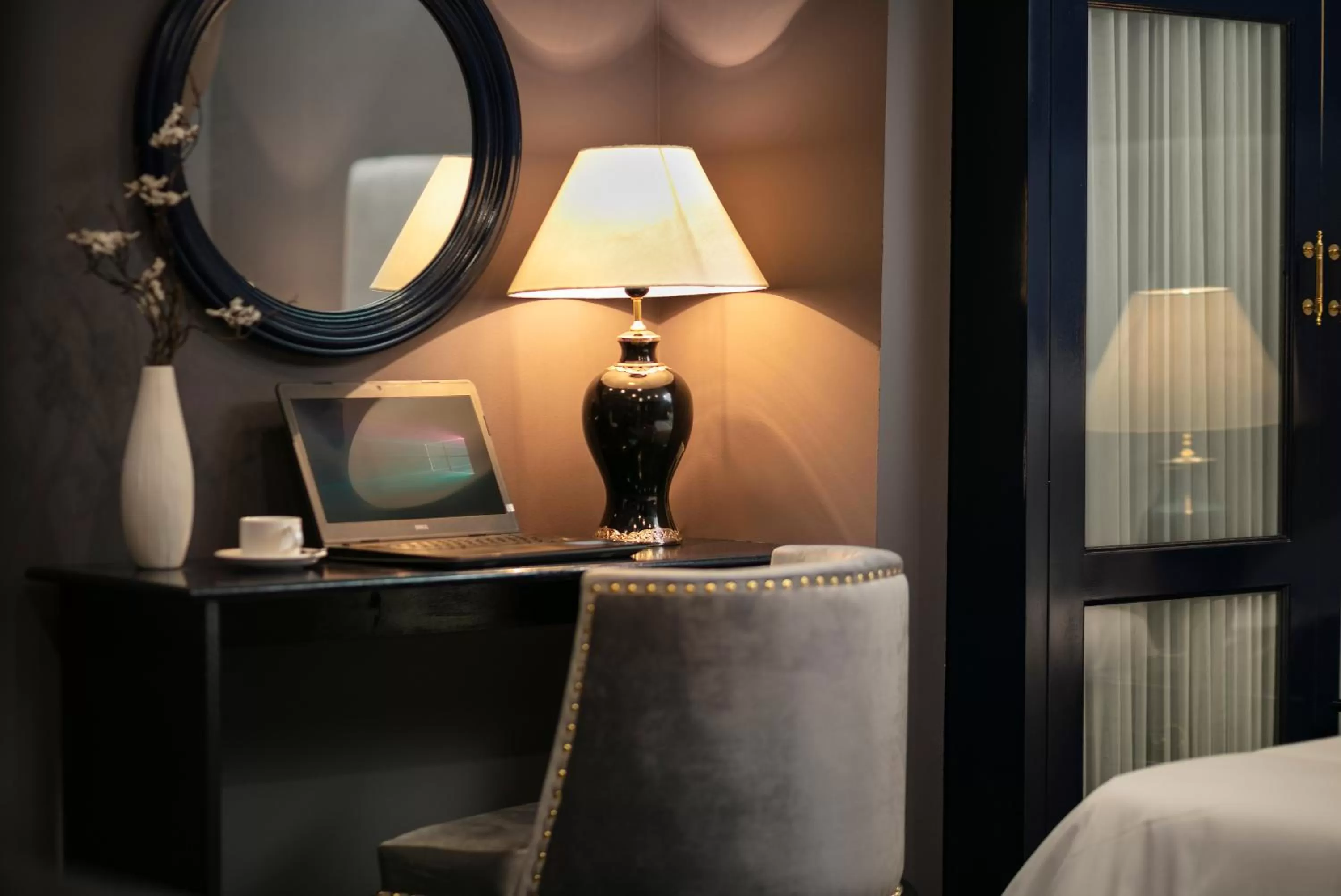 Seating area, Bed in Matilda Boutique Hotel & Spa