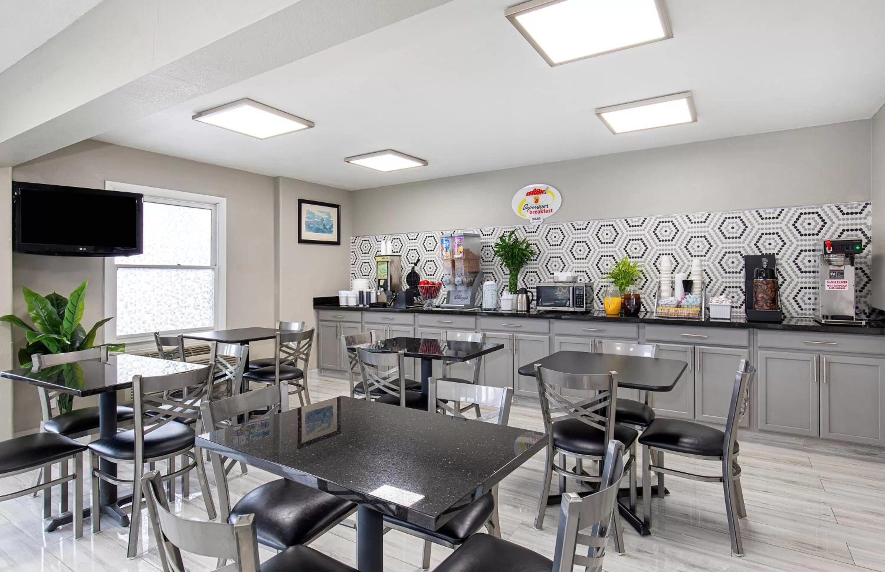 Breakfast in Super 8 by Wyndham Nashville West