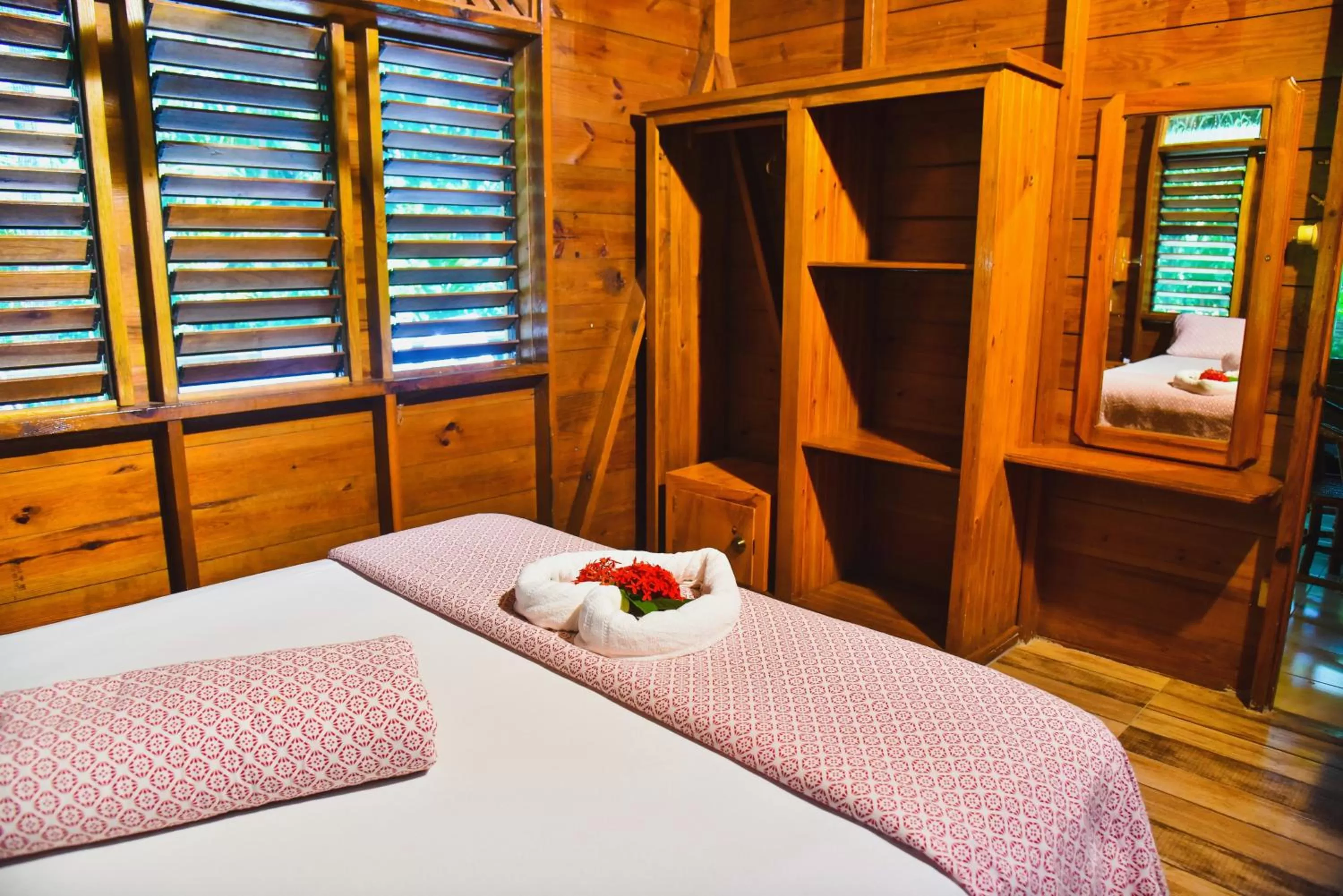 Bedroom in Lighthouse Inn 2