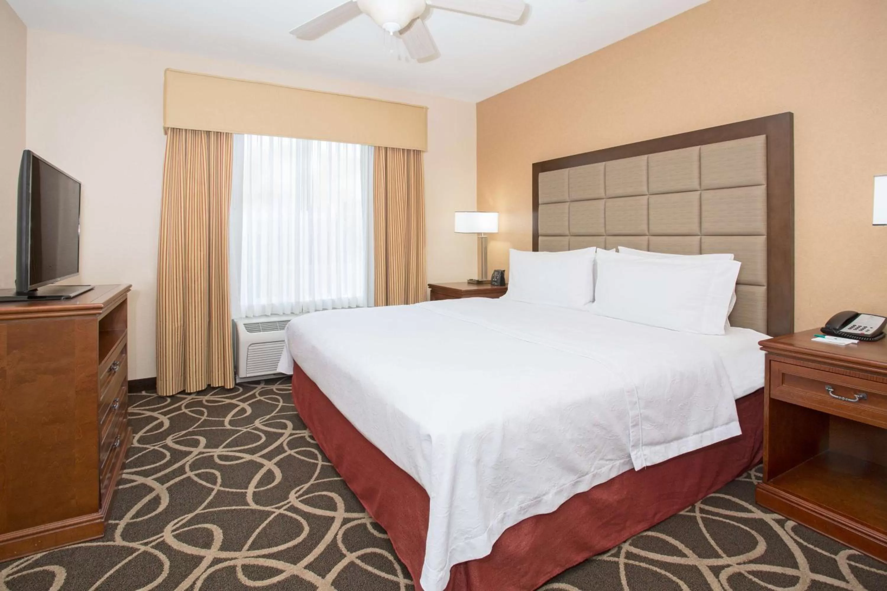 One-Bedroom King Suite - Non-Smoking in Homewood Suites by Hilton Yuma