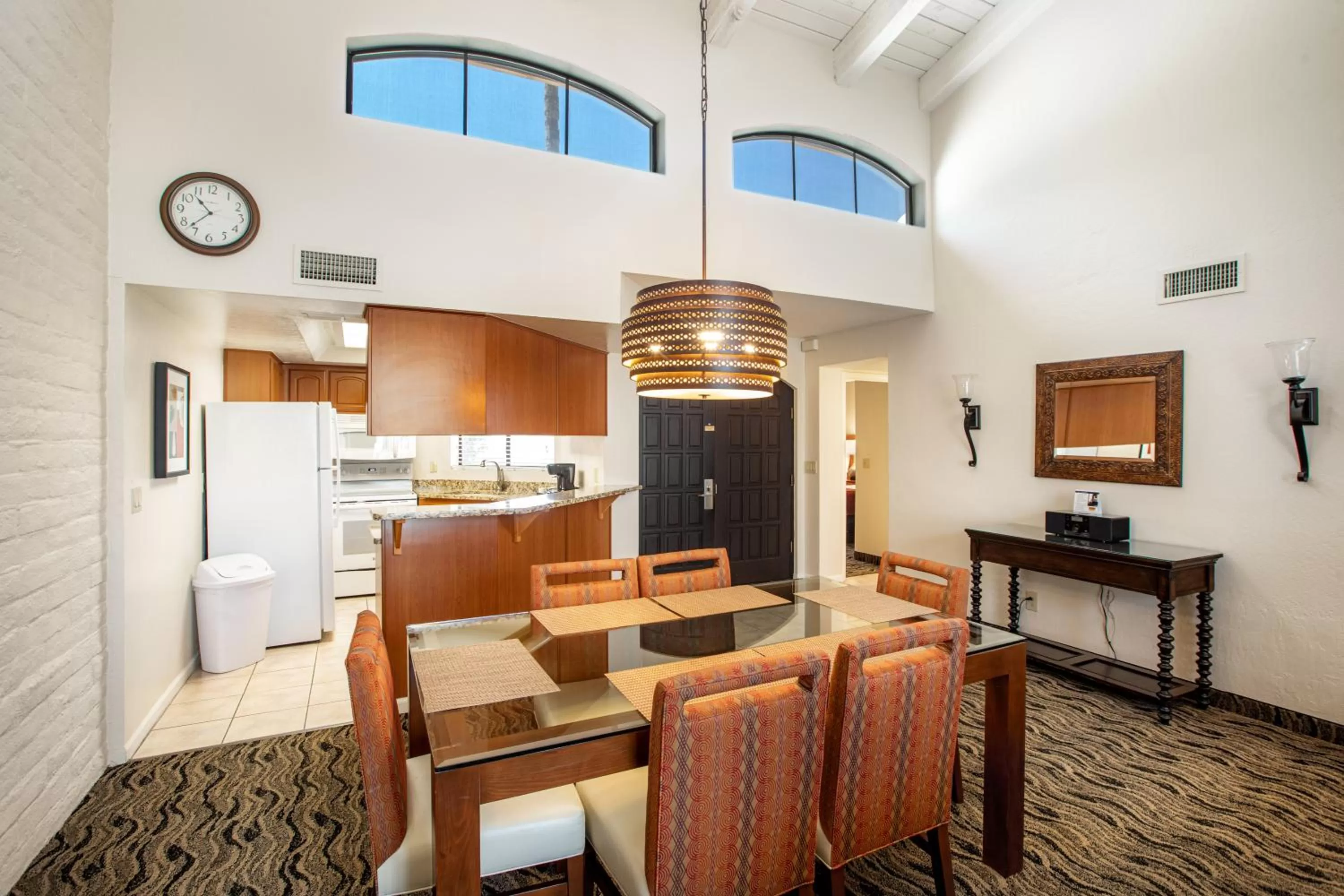Kitchen or kitchenette in Scottsdale Camelback Resort