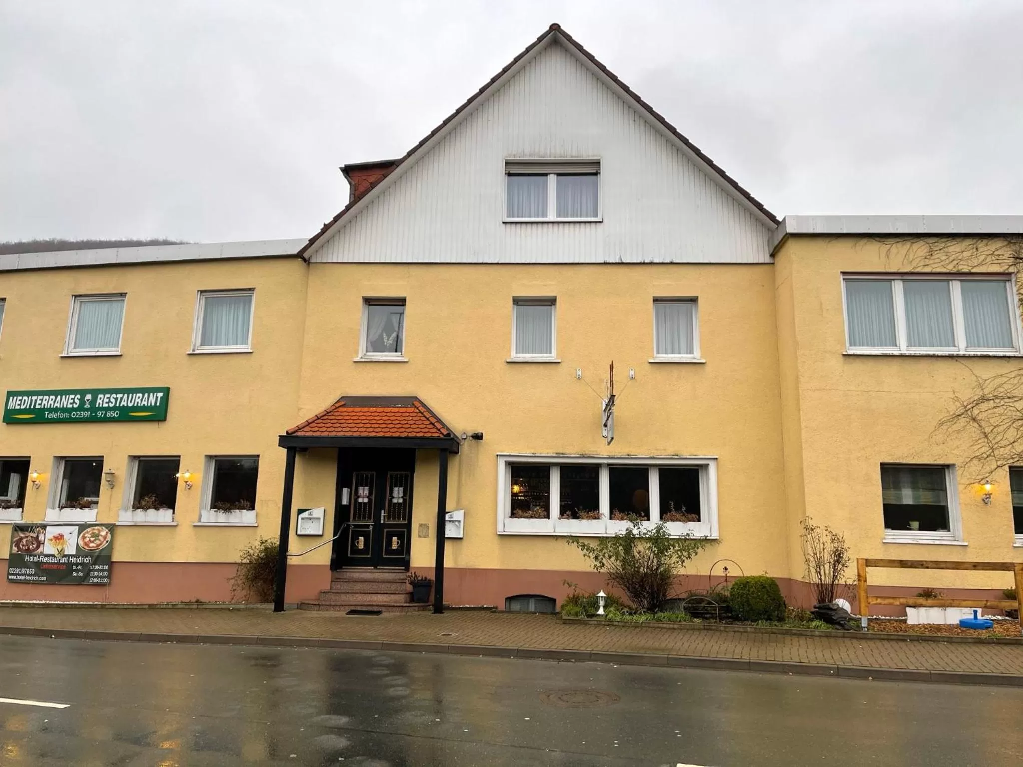 Property Building in Hotel Restaurant Hüftgold