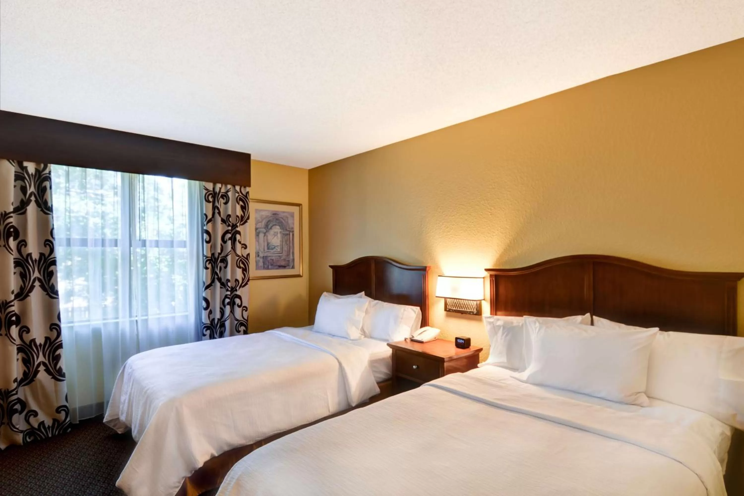 One-Bedroom Double Suite with Two Double Beds-Corner Suite-Non-Smoking in Embassy Suites by Hilton Orlando North