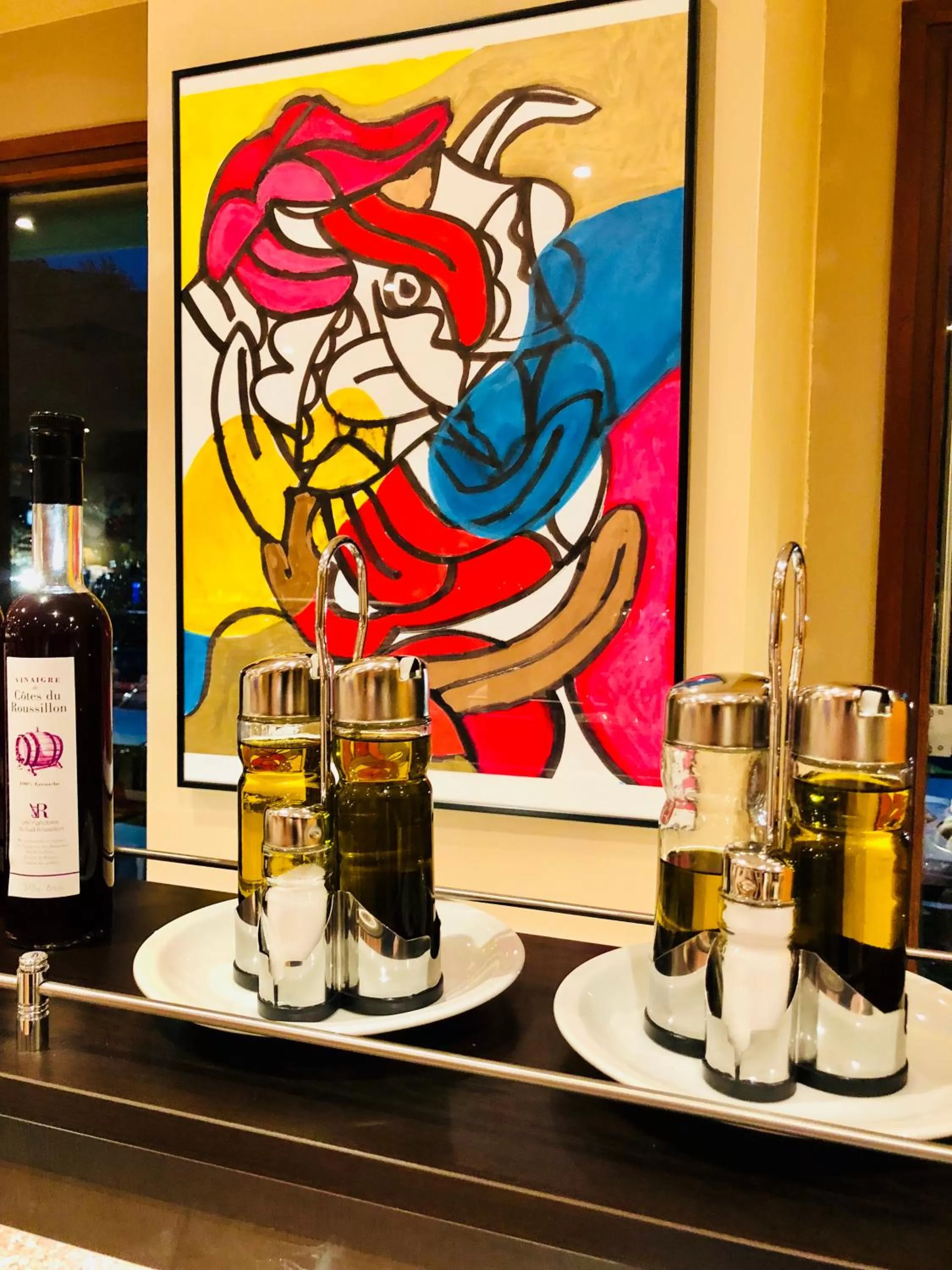 Decorative detail in Appart'Hotel Castel Emeraude, Charme et Caractère