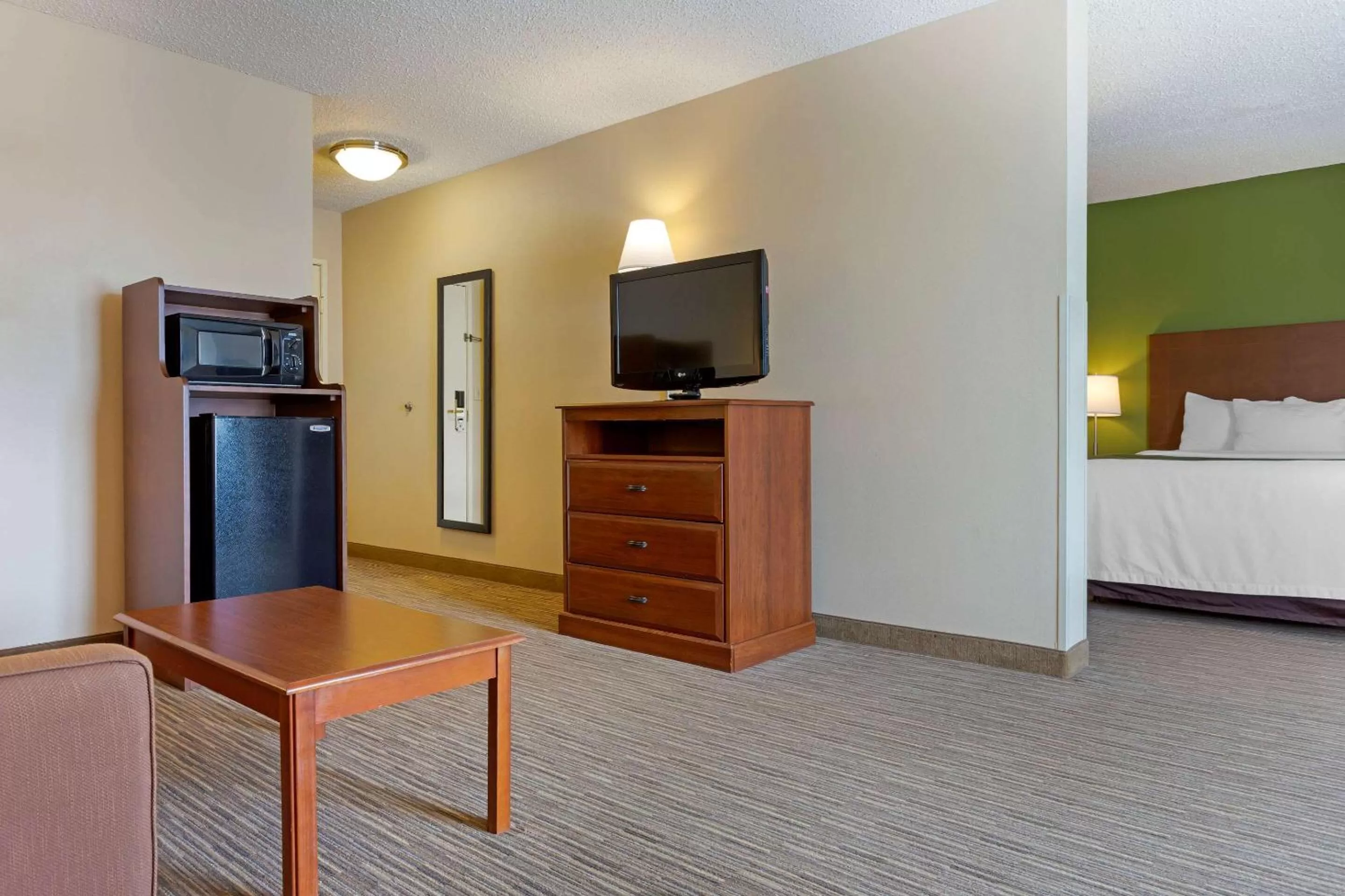 Bedroom in Quality Inn Harrison North