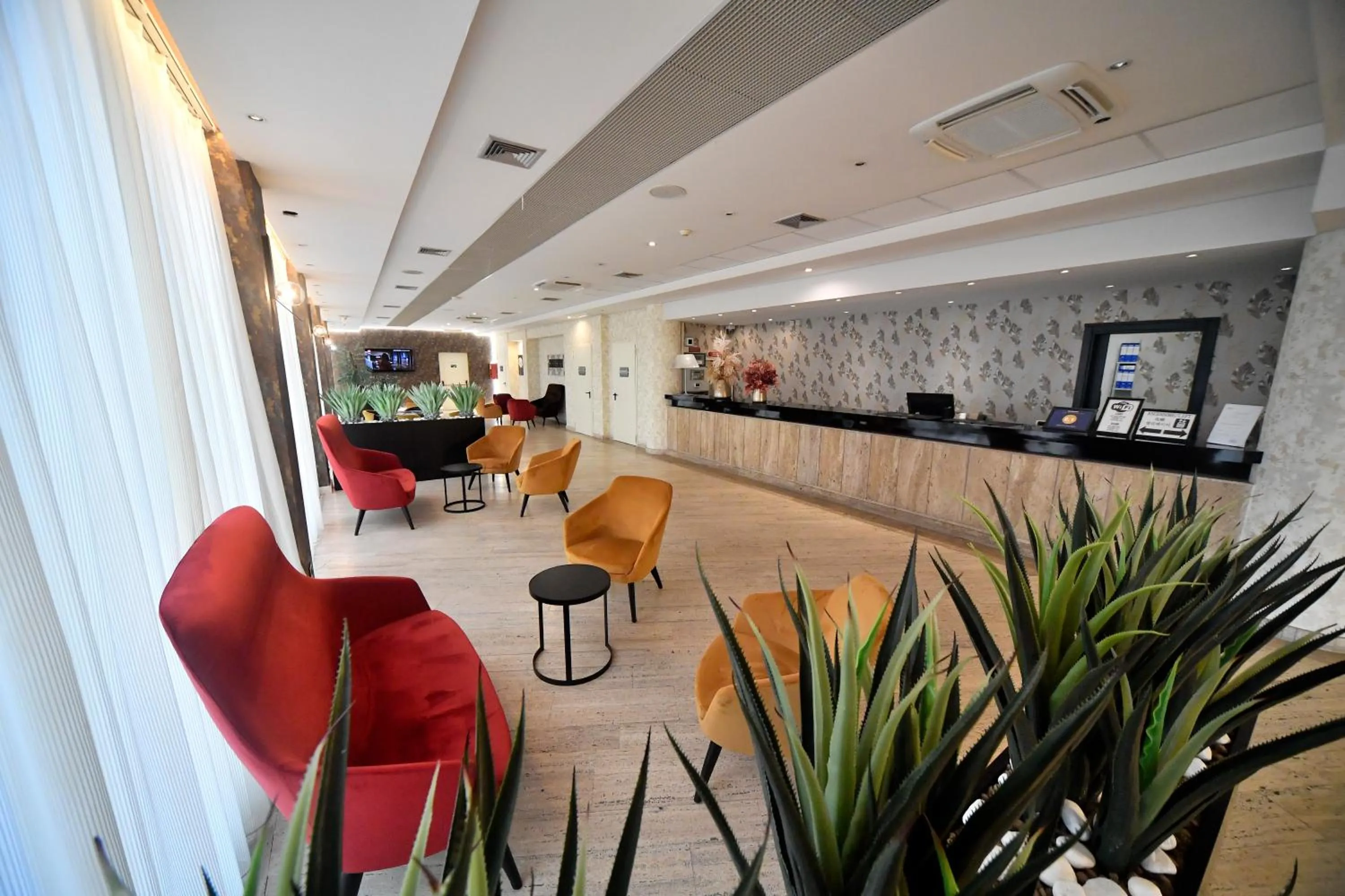 Living room in Palace Inn Rome Fiano