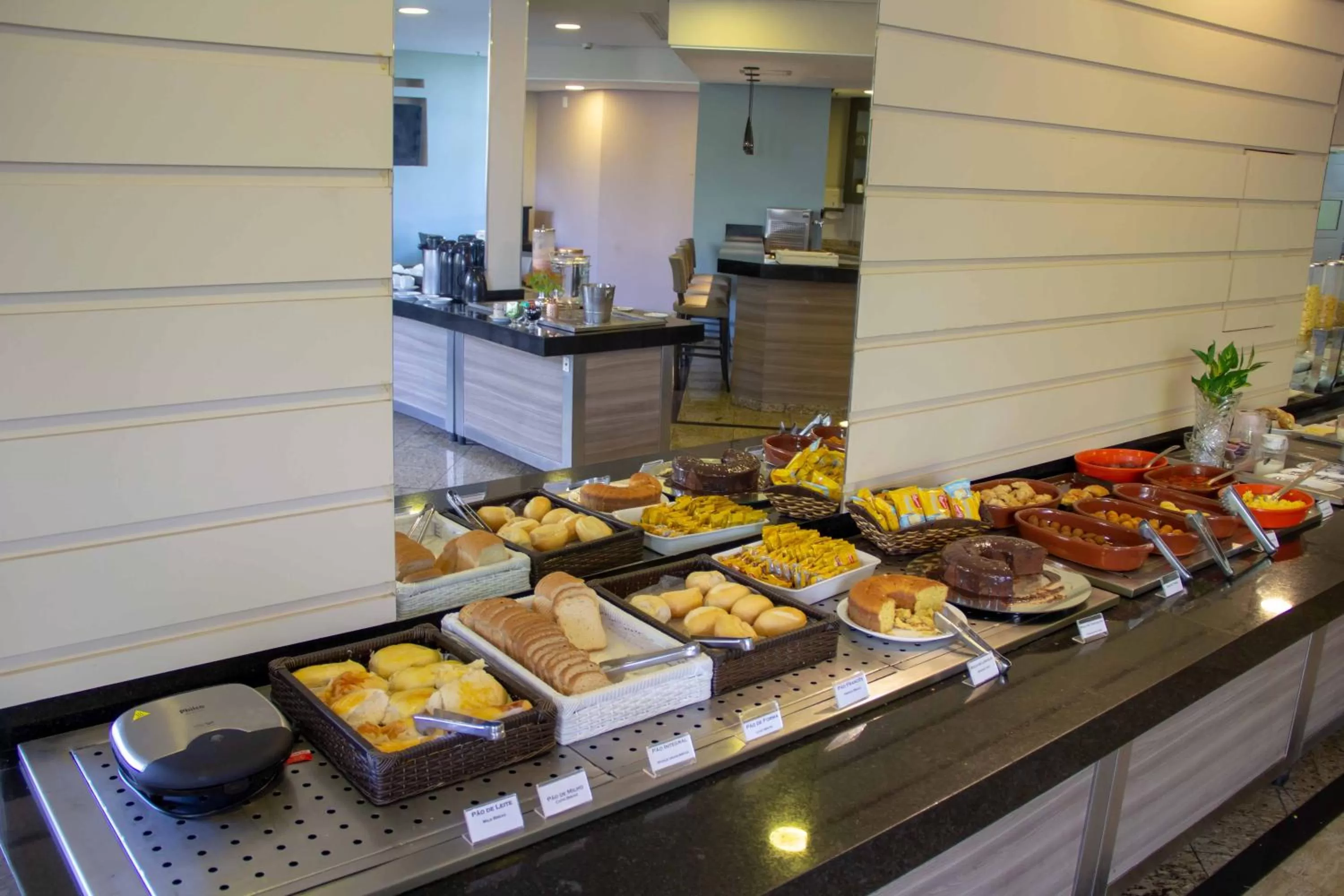 Breakfast in Aparthotel Twin Towers