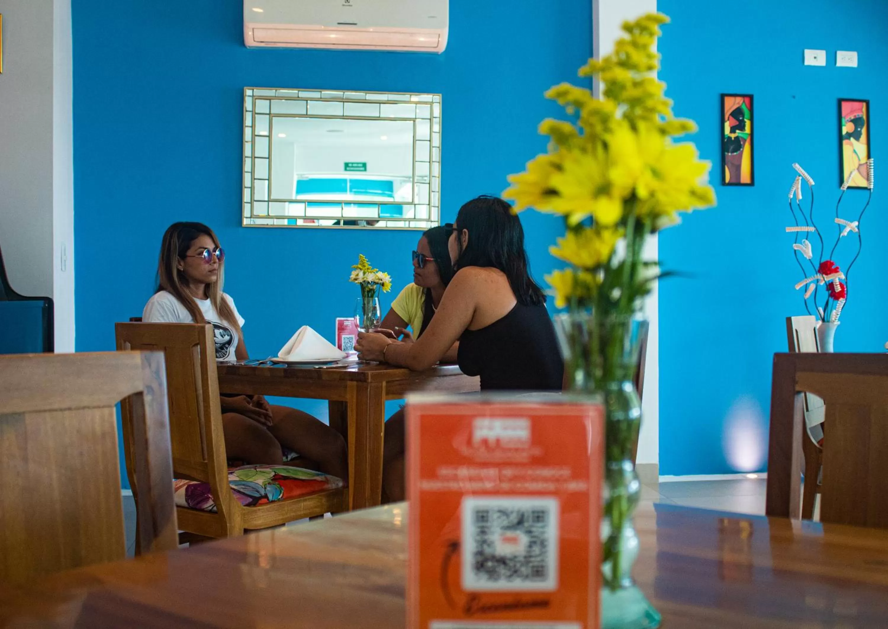 Restaurant/places to eat in Hotel Isla Capri