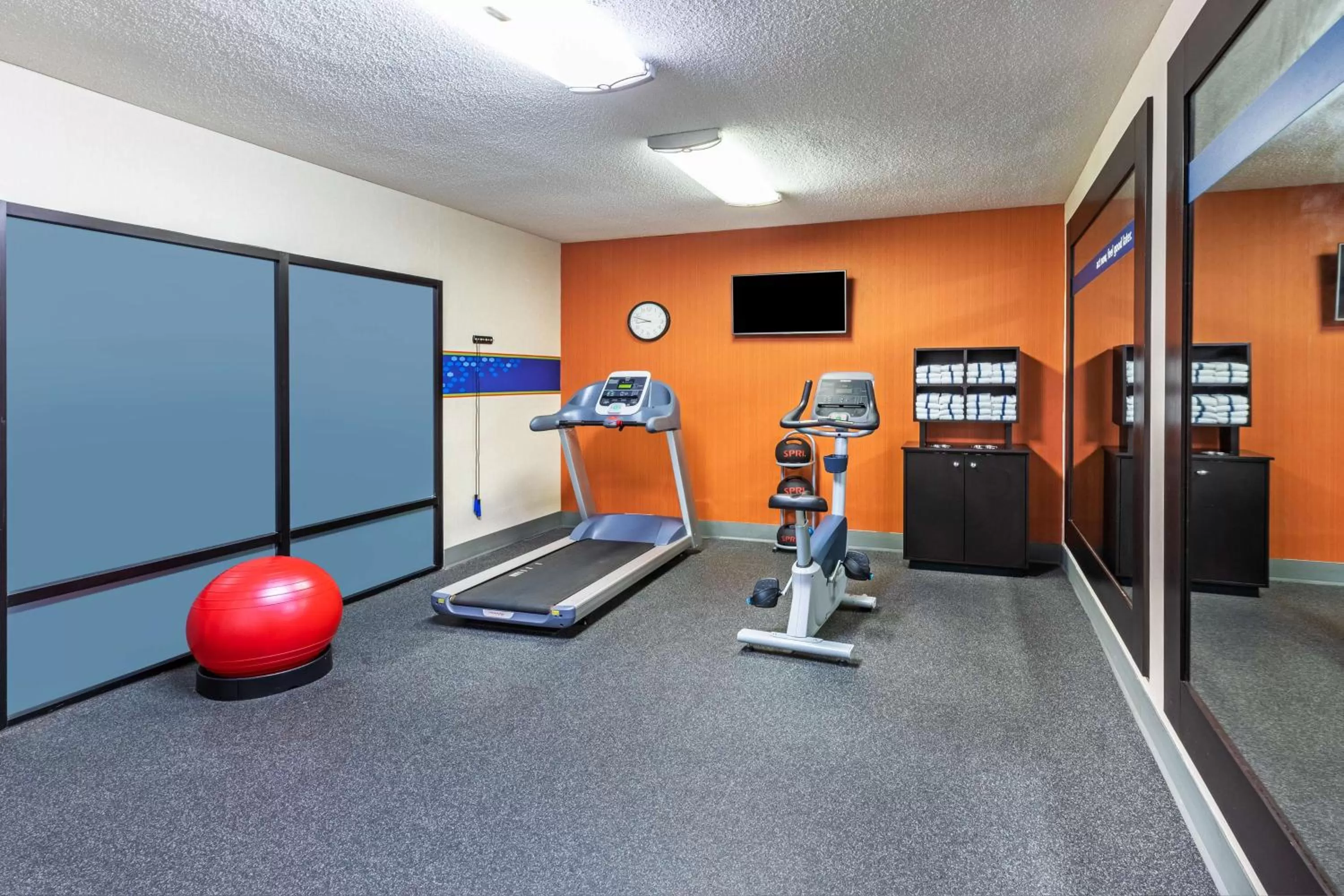 Fitness centre/facilities in Hampton Inn Aiken