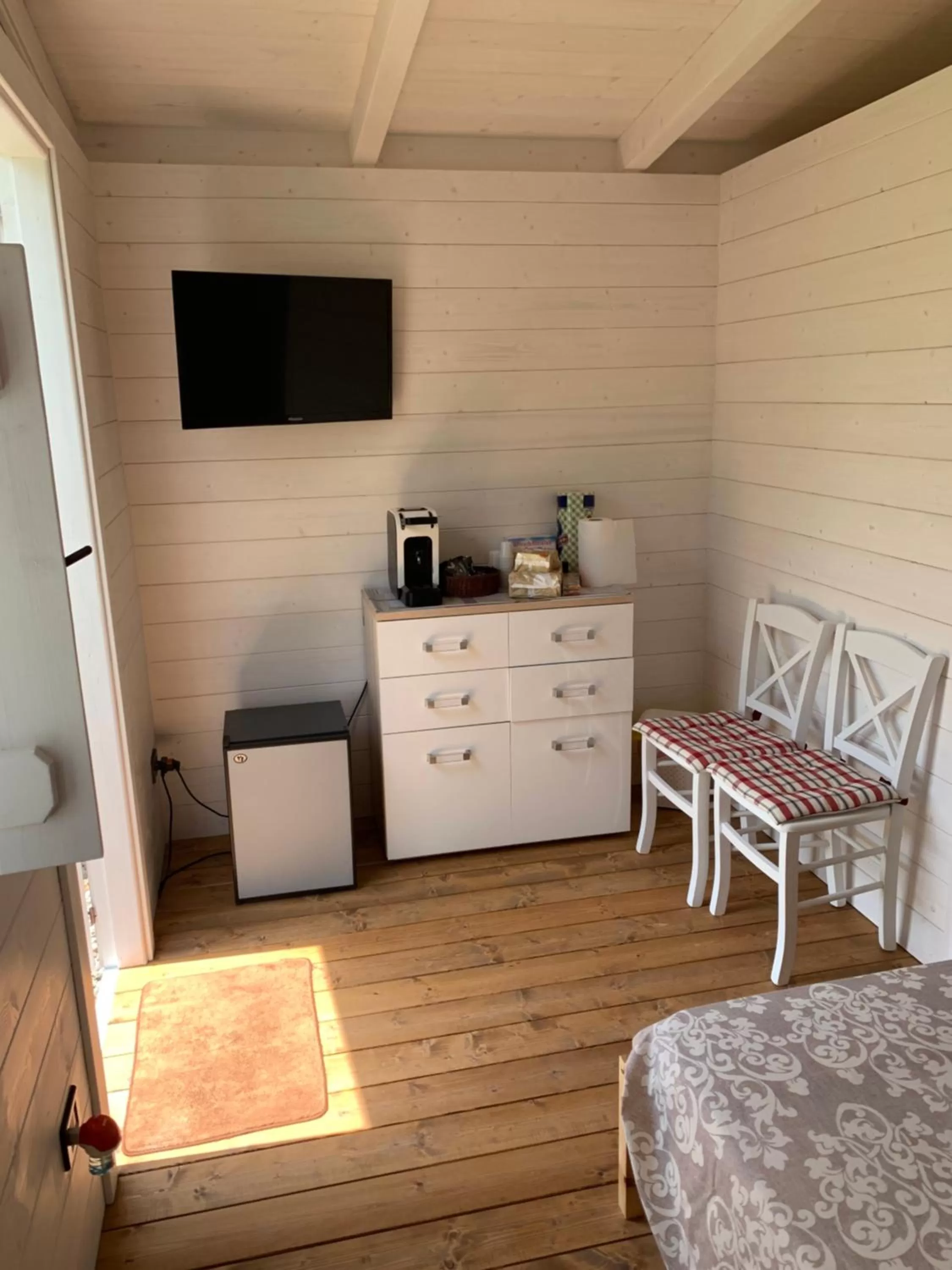 TV and multimedia, Kitchen/Kitchenette in B&B Villa Grassi