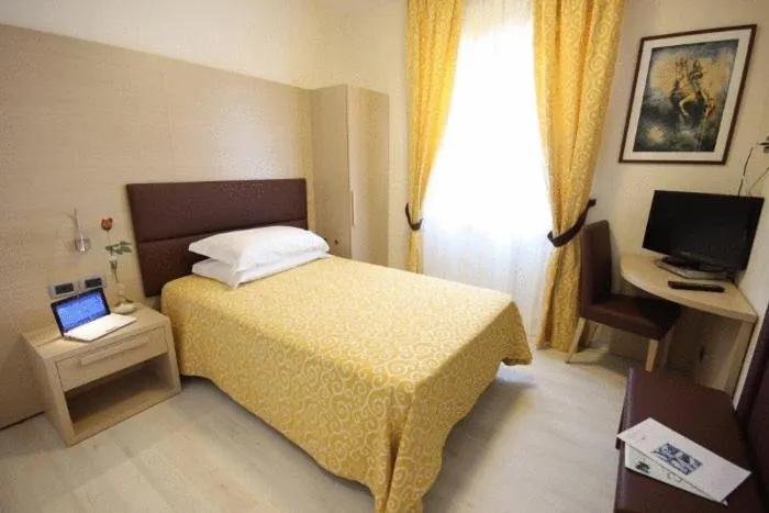 Single Room in Hotel La Pergola di Venezia