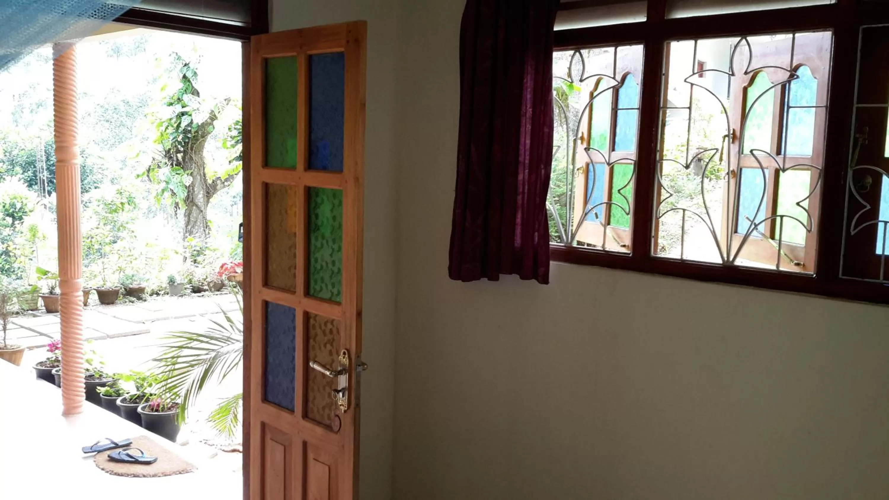 Decorative detail in Raveena Guest House