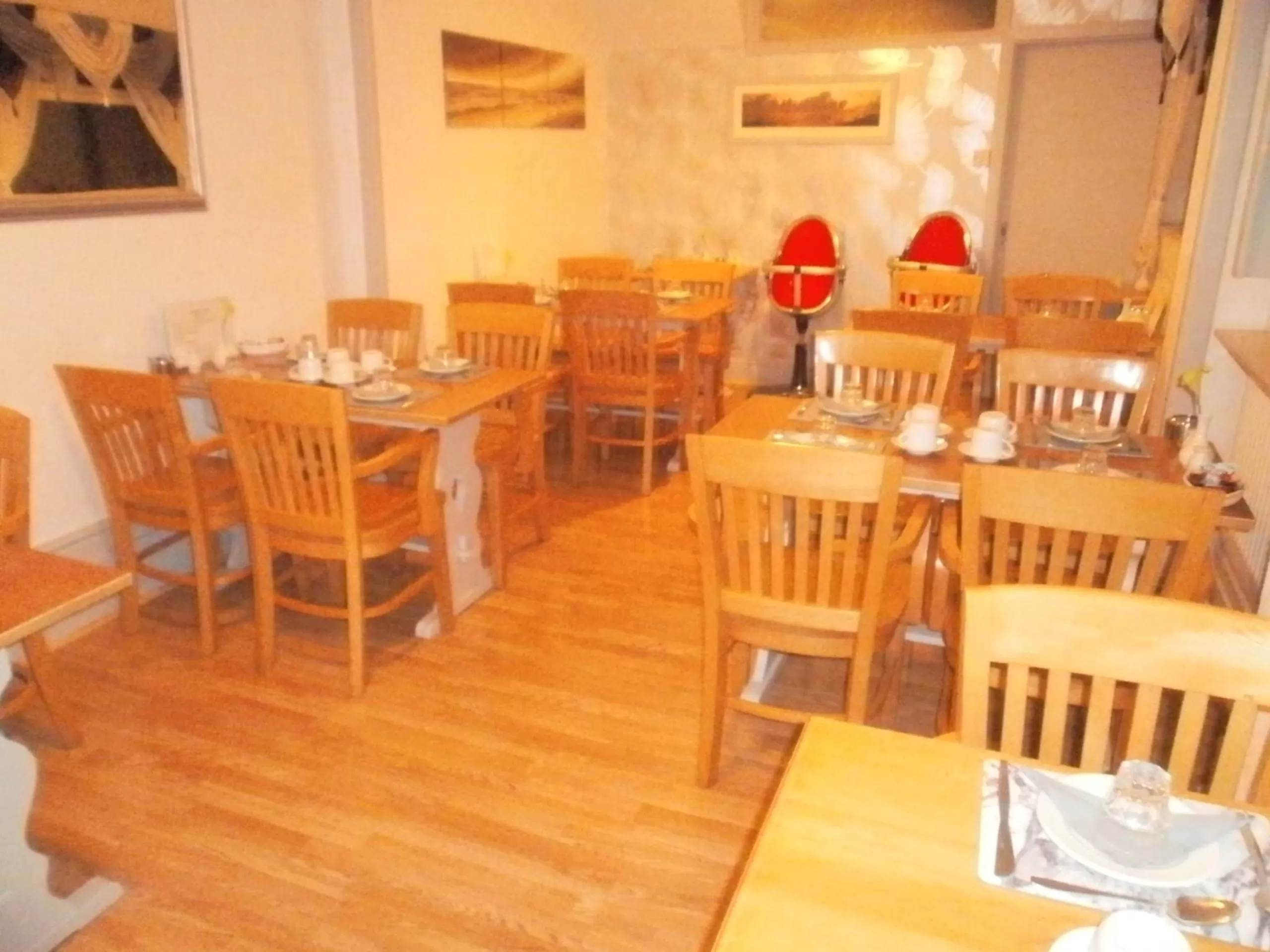 Restaurant/places to eat in The Withnell Hotel