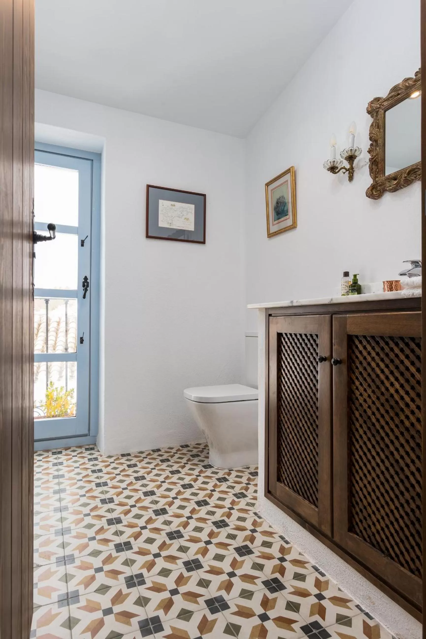 Toilet in Casa Higueras