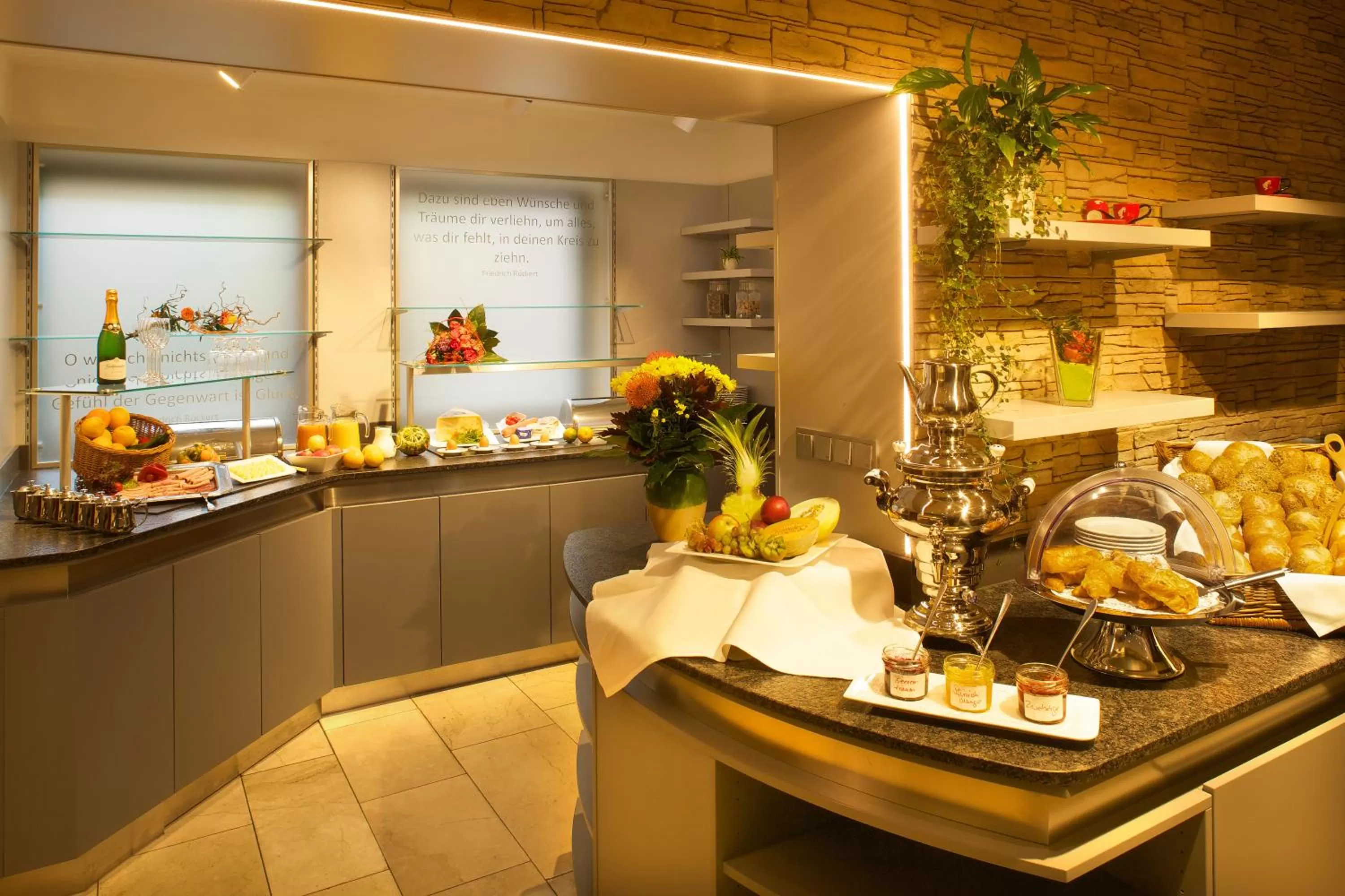 Restaurant/places to eat in Trip Inn Stadthotel Coburg