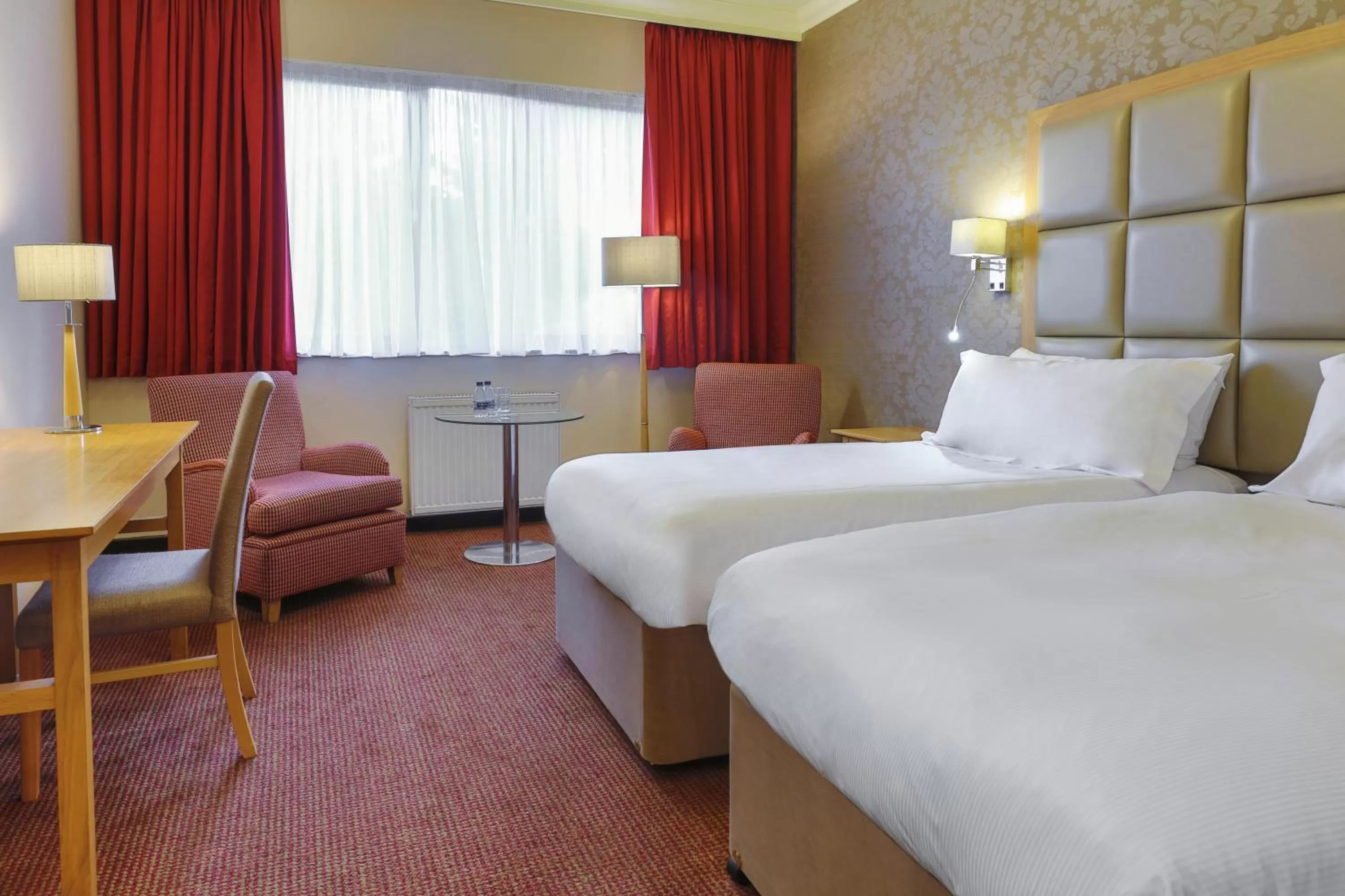 Bed in Stratford Manor Hotel