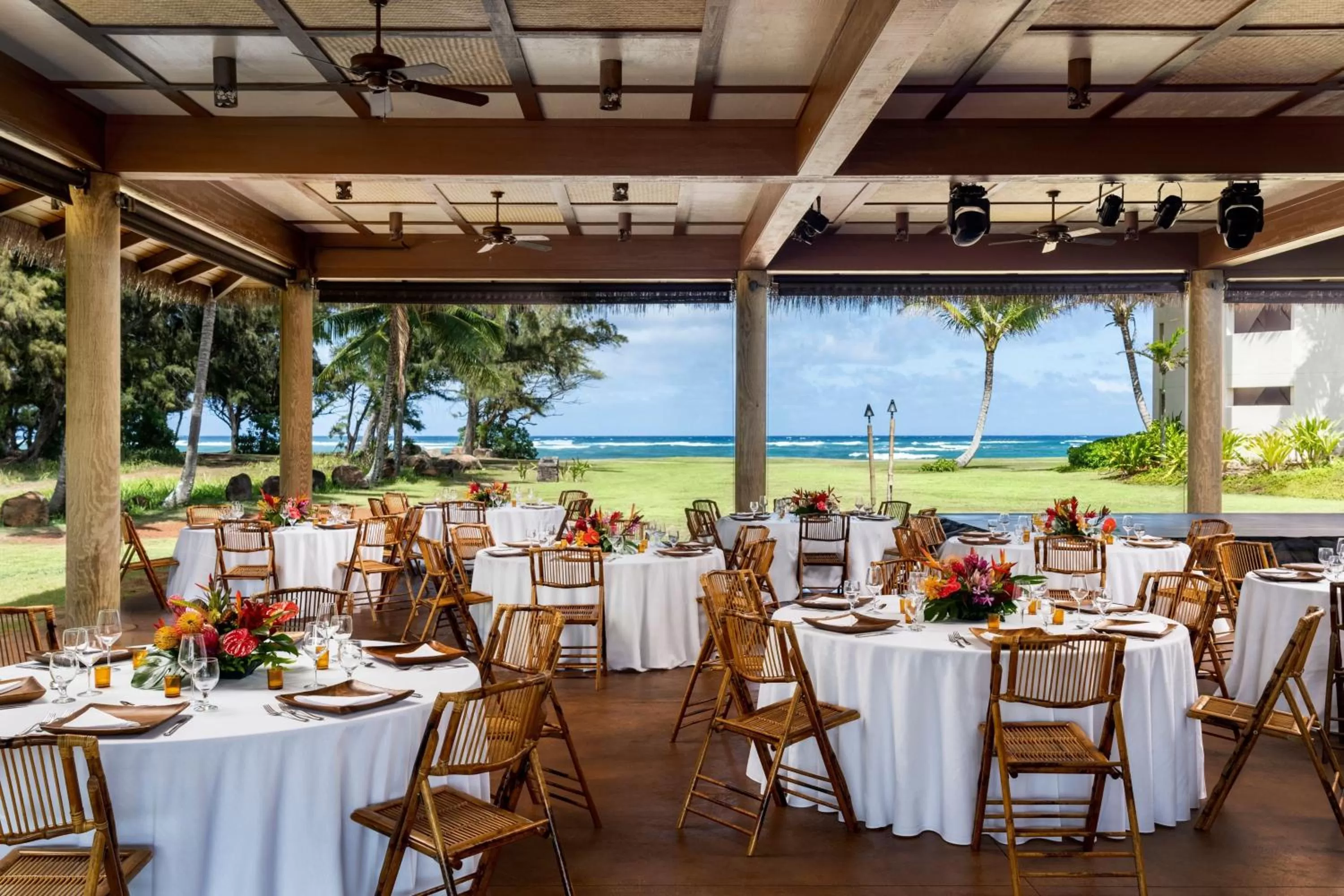 Banquet/Function facilities in Sheraton Kauai Coconut Beach Resort