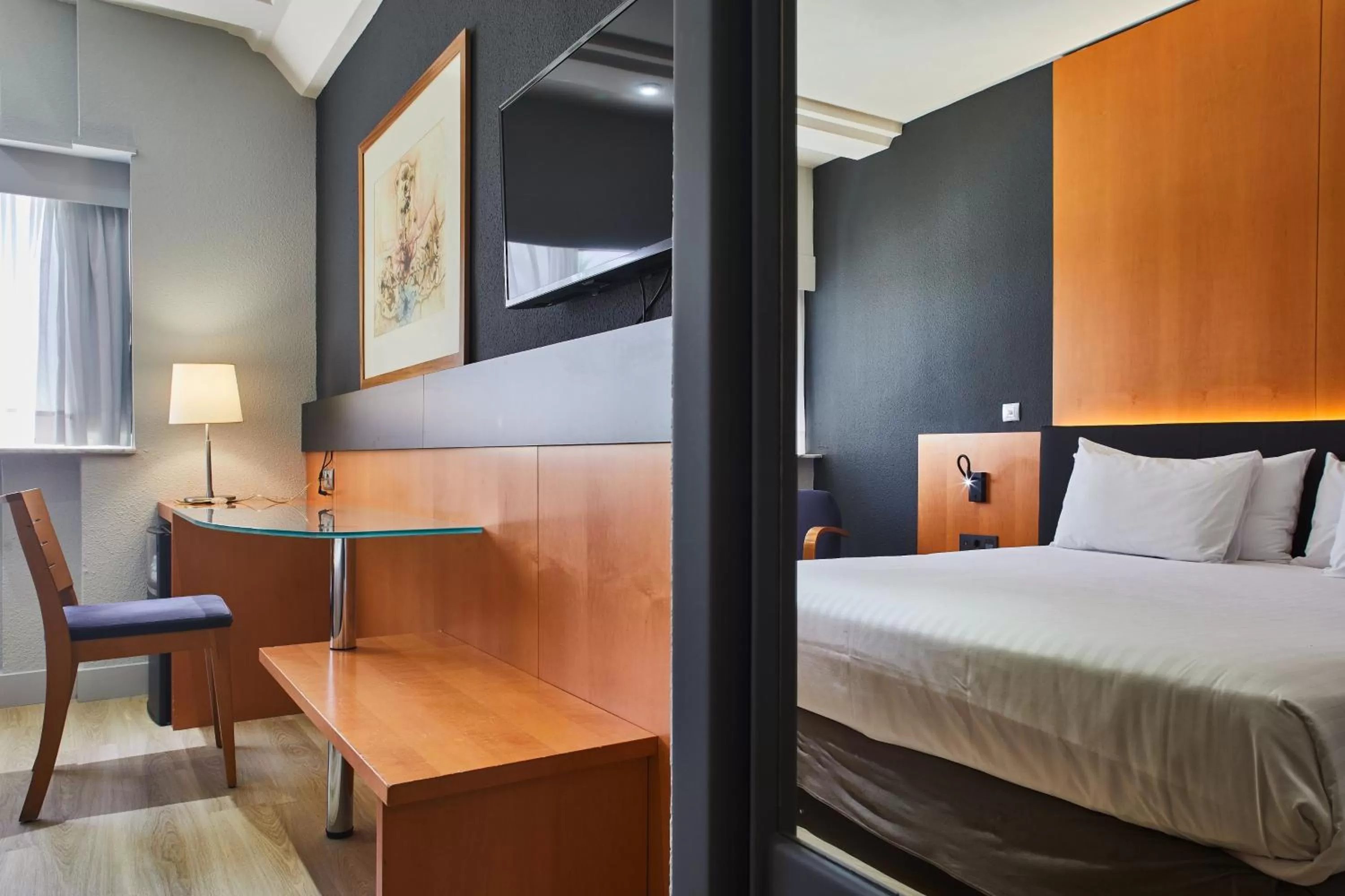 Coffee/tea facilities, Bed in Silken Al-Andalus Palace