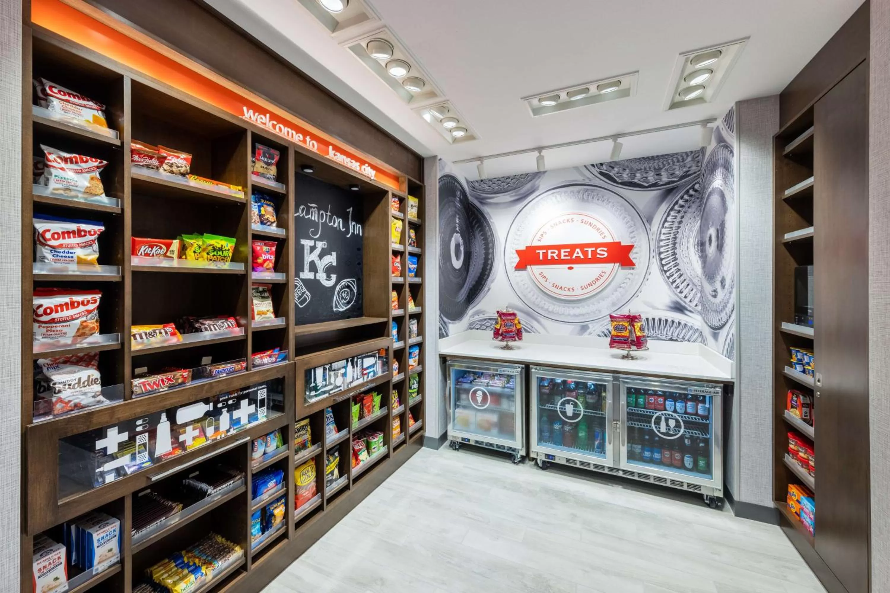 Restaurant/places to eat in Hampton Inn Kansas City Southeast, Mo