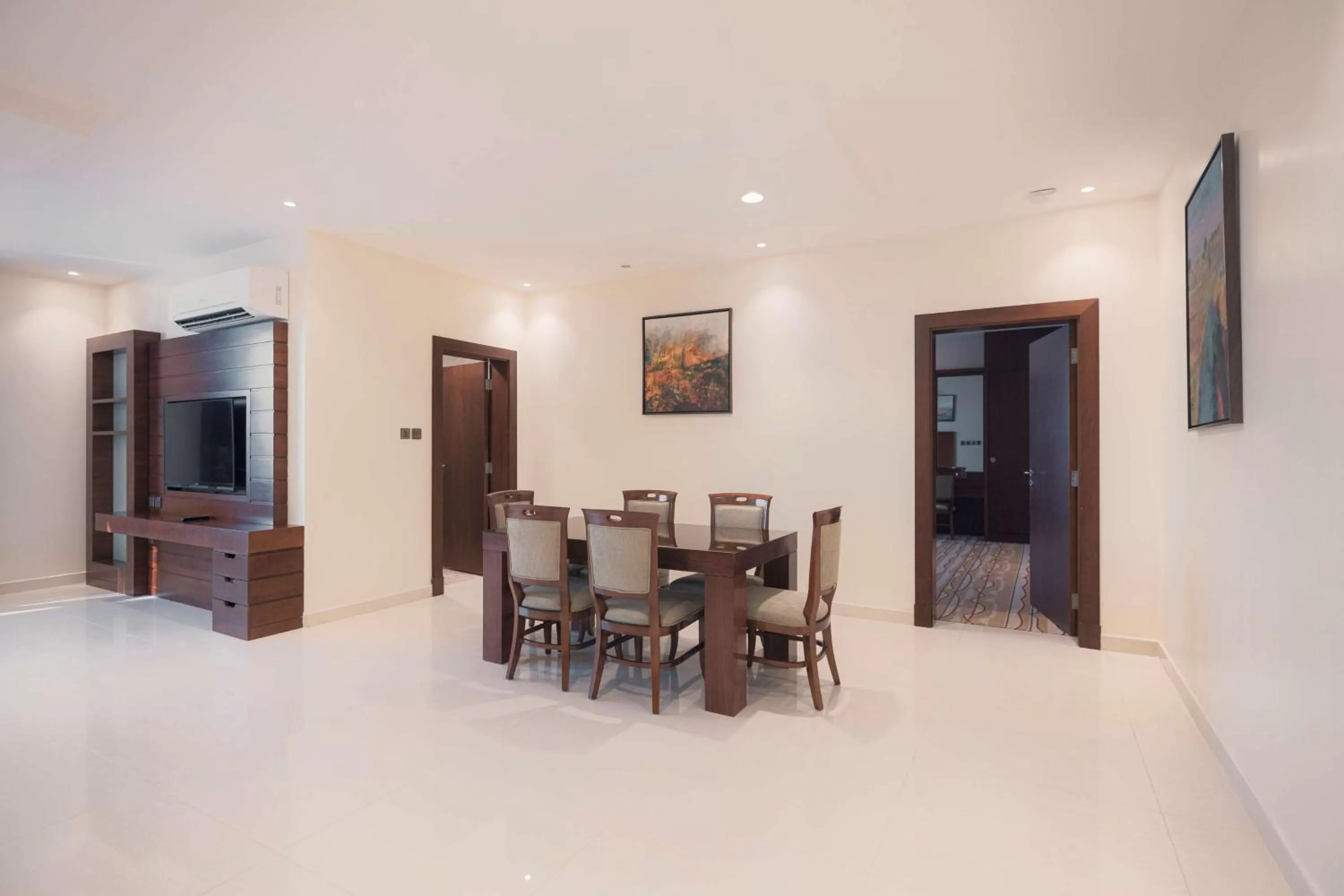 Photo of the whole room in Radisson Blu Hotel, Buraidah