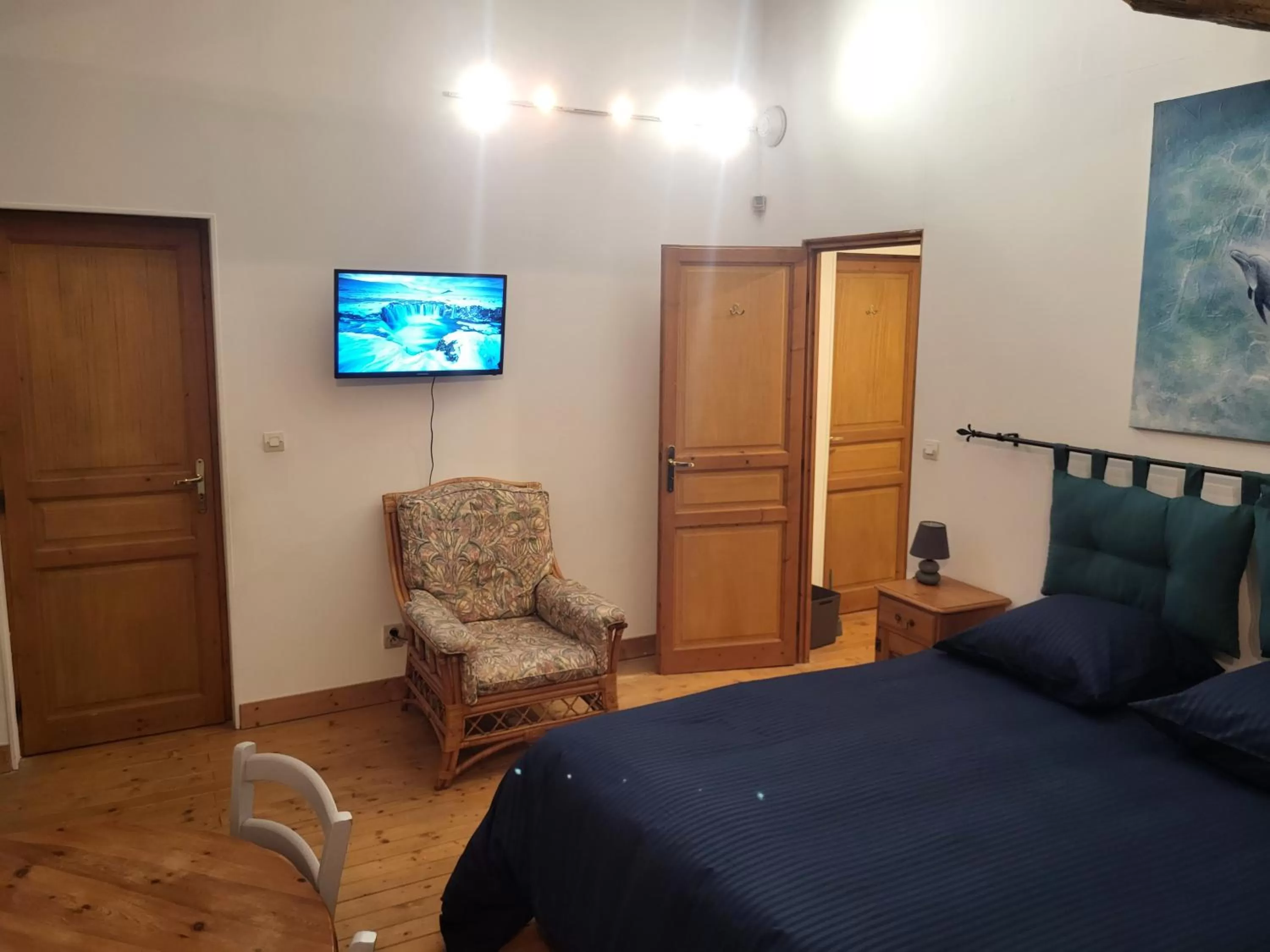 TV/Entertainment Center in Domaine de La Sarrotte