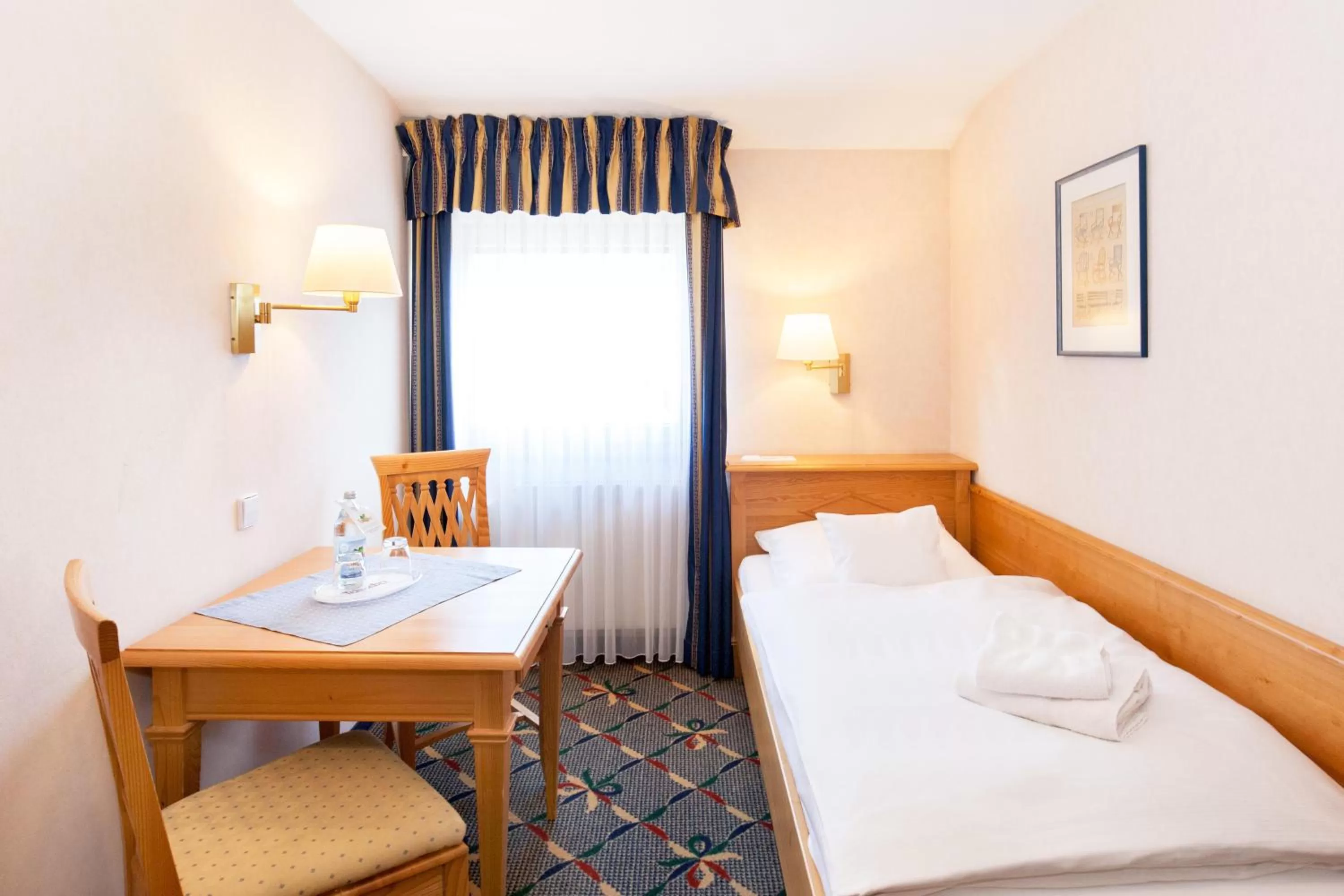 Bed in Landgasthof Hotel Hirsch