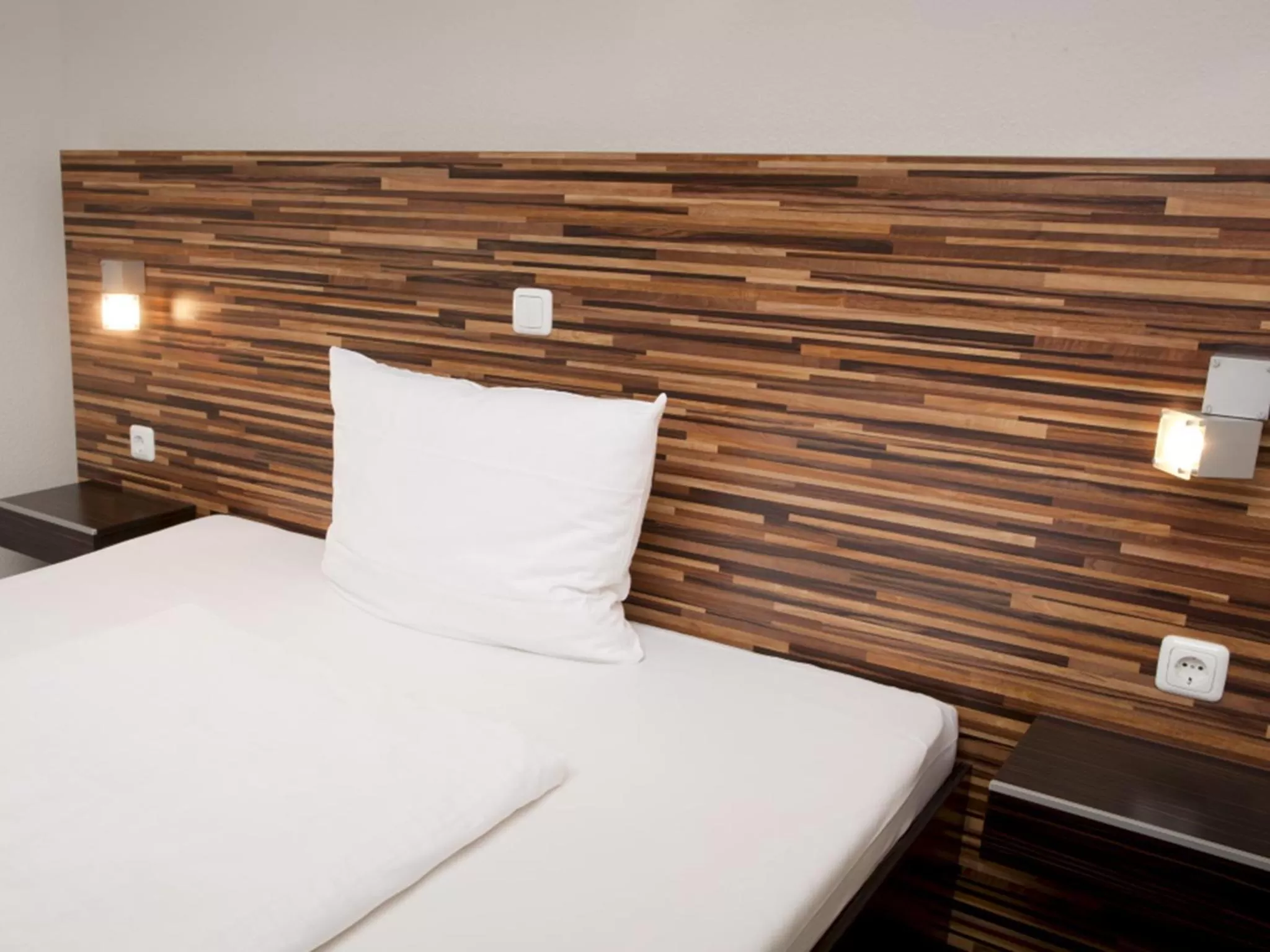 Facade/entrance, Bed in hotelo Heidelberg