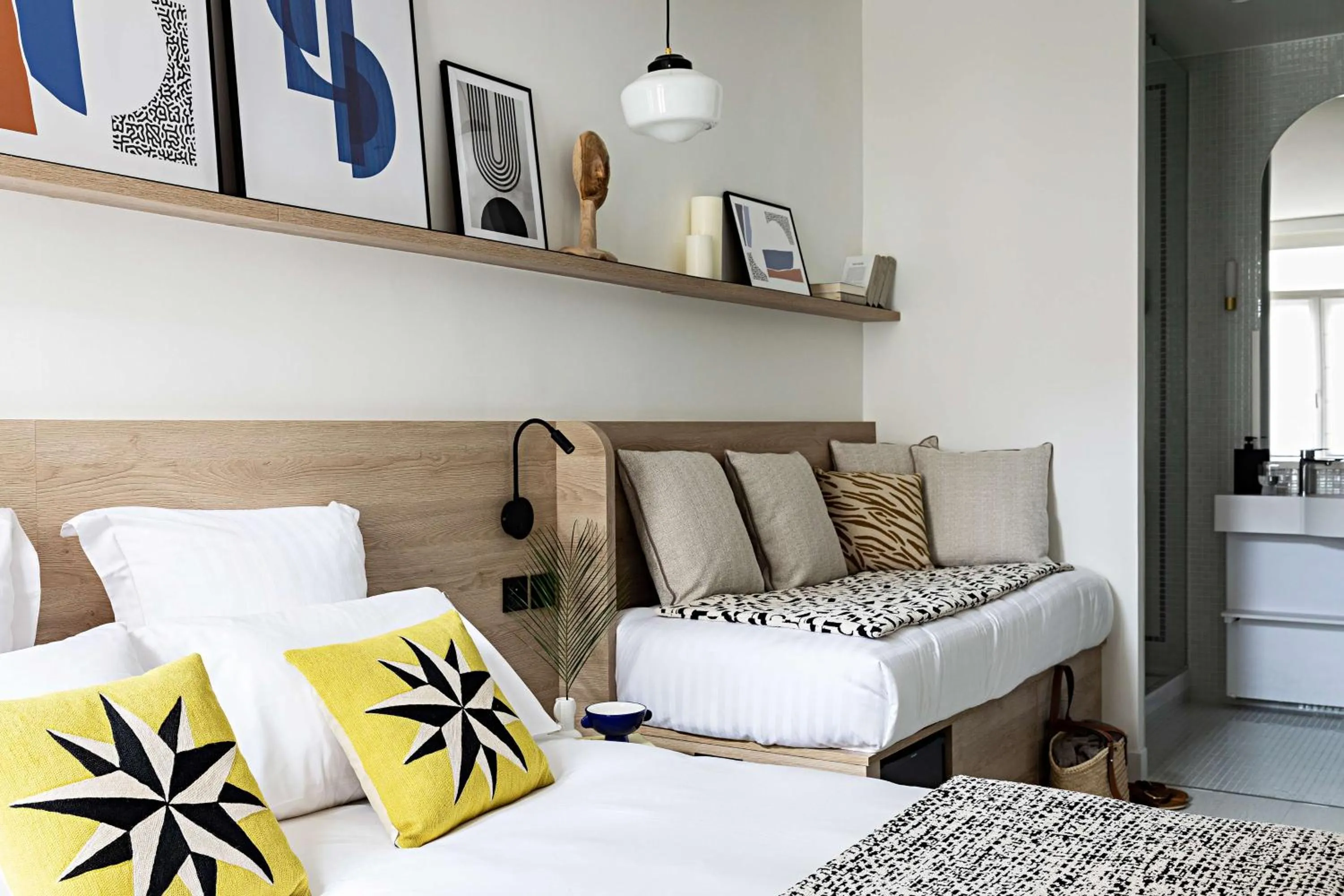 Photo of the whole room, Bed in Le Riviera Collection, Signature Collection by Best Western