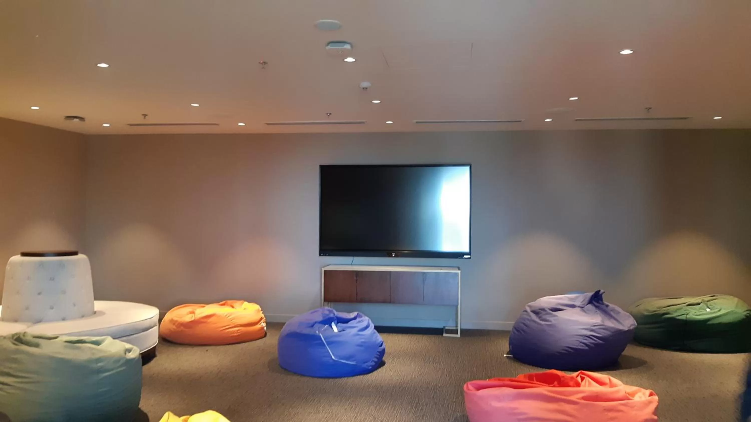 Game Room in Wyndham Grand KN Paradise Cam Ranh