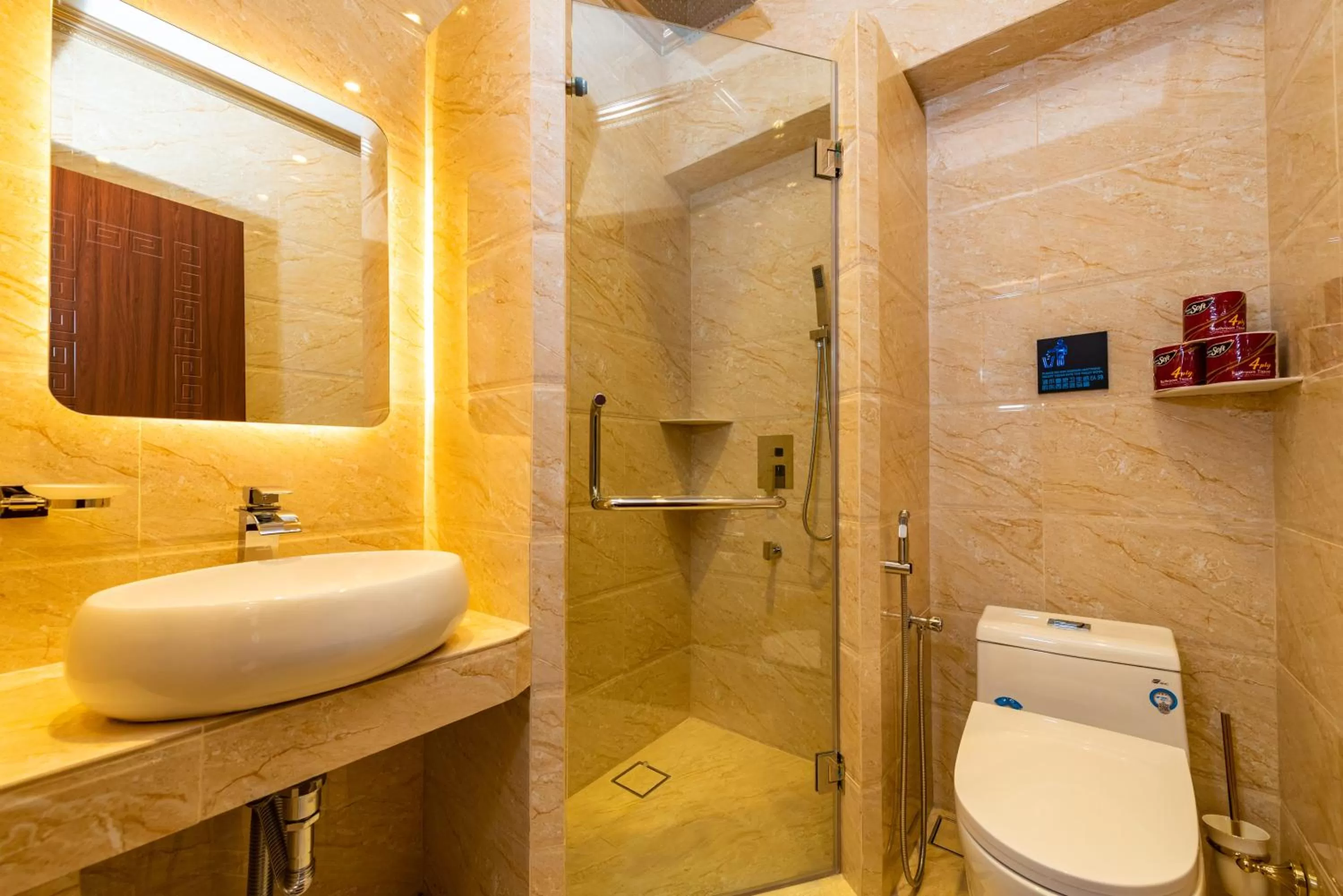 Bathroom in AC Residence - Behind Cititel Hotel