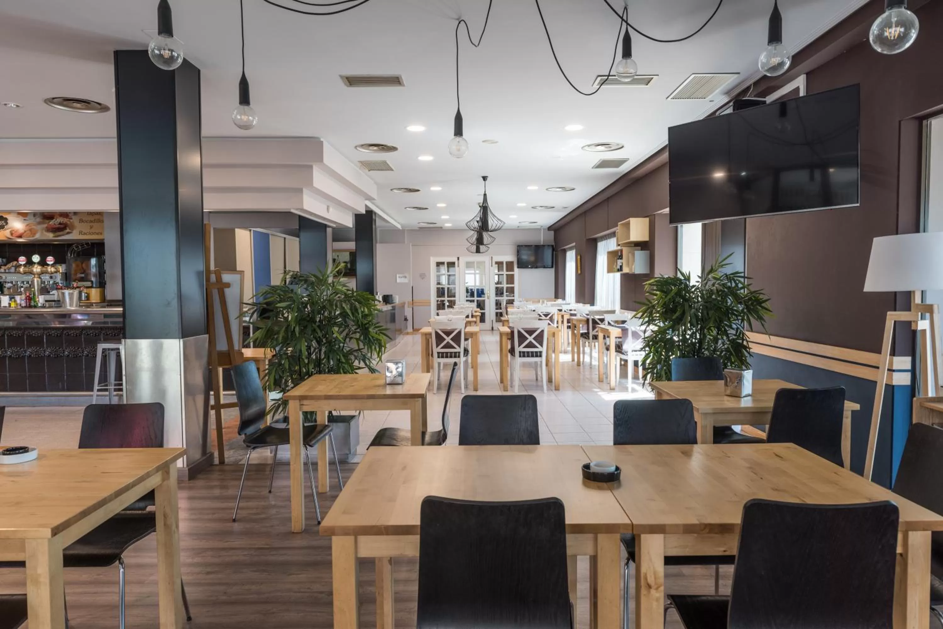 Restaurant/places to eat in Las Ventas