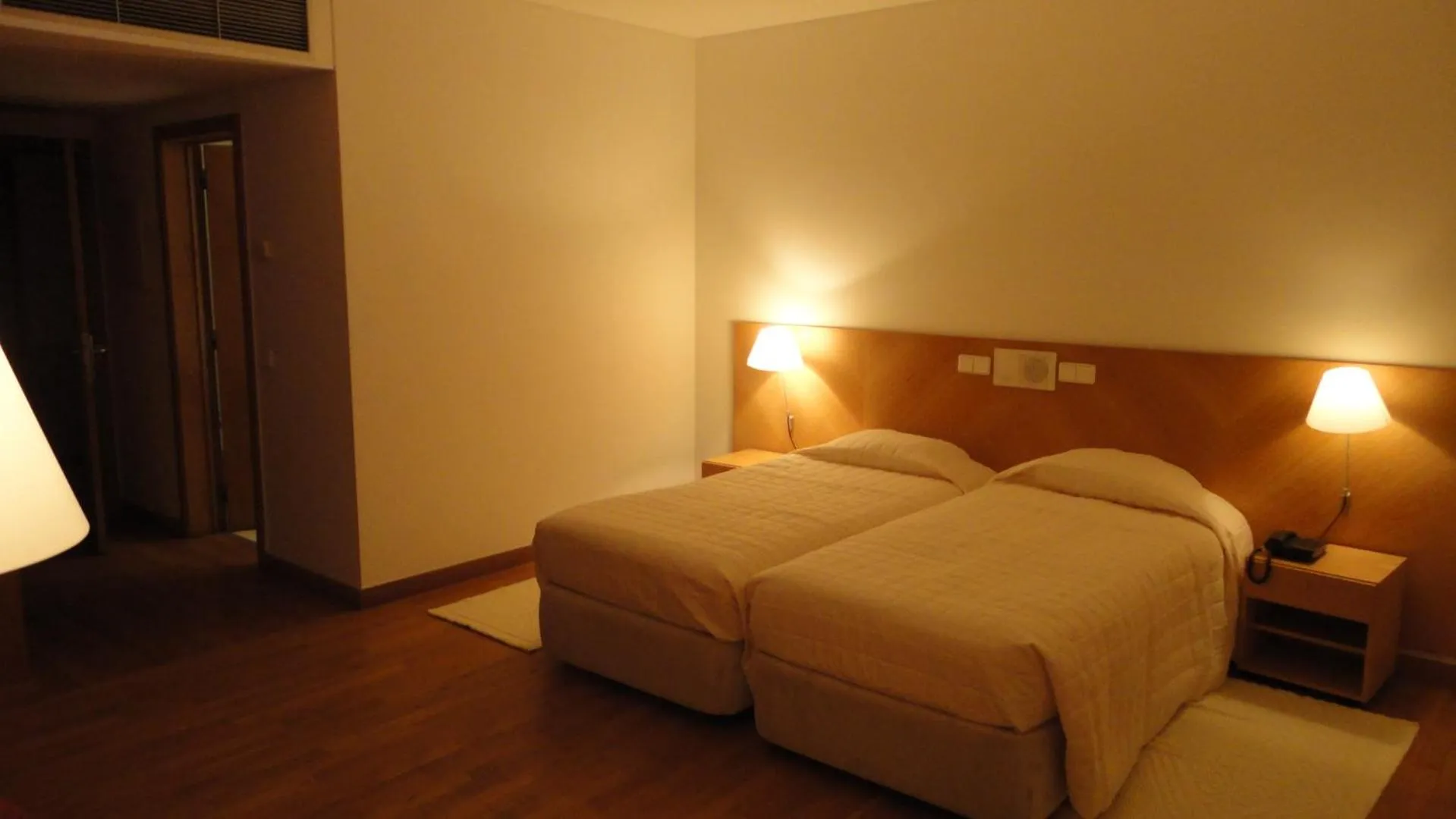 Bed in INATEL Caparica