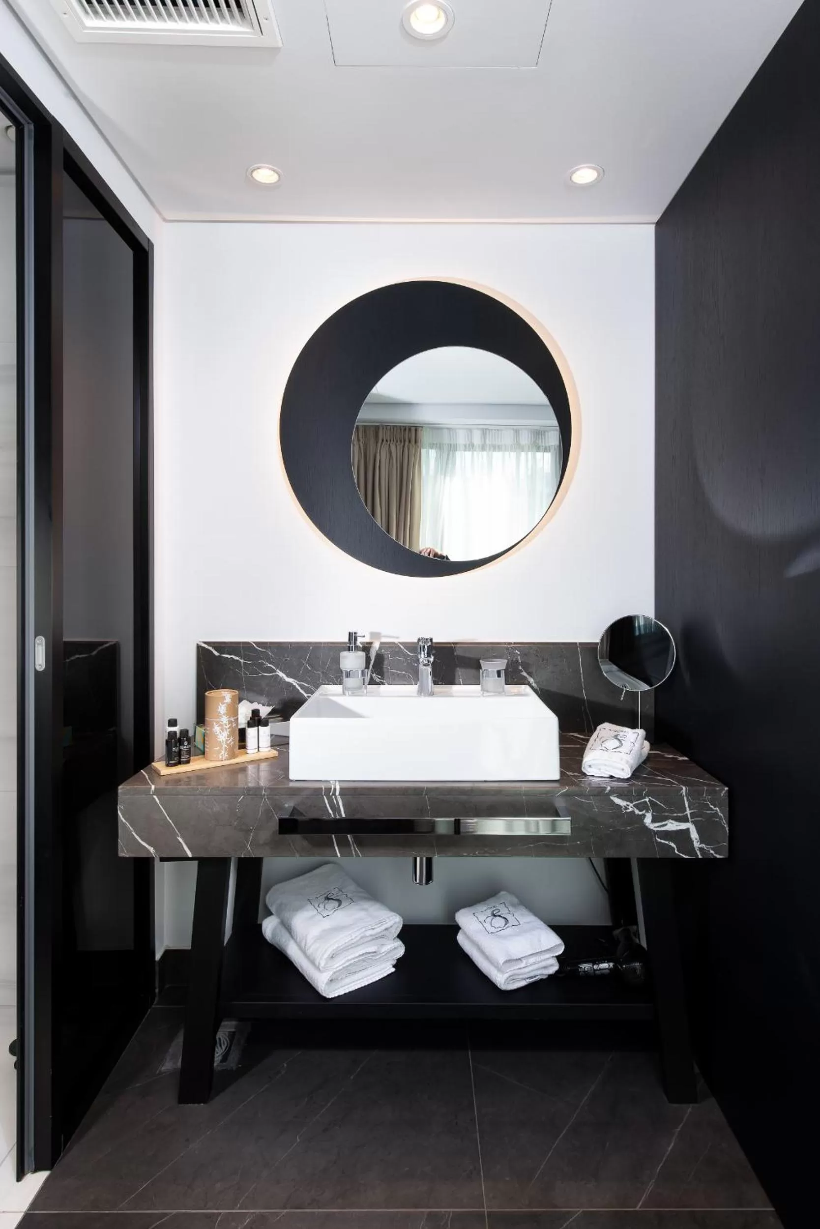 Bathroom in S Hotel Boutique Thessaloniki