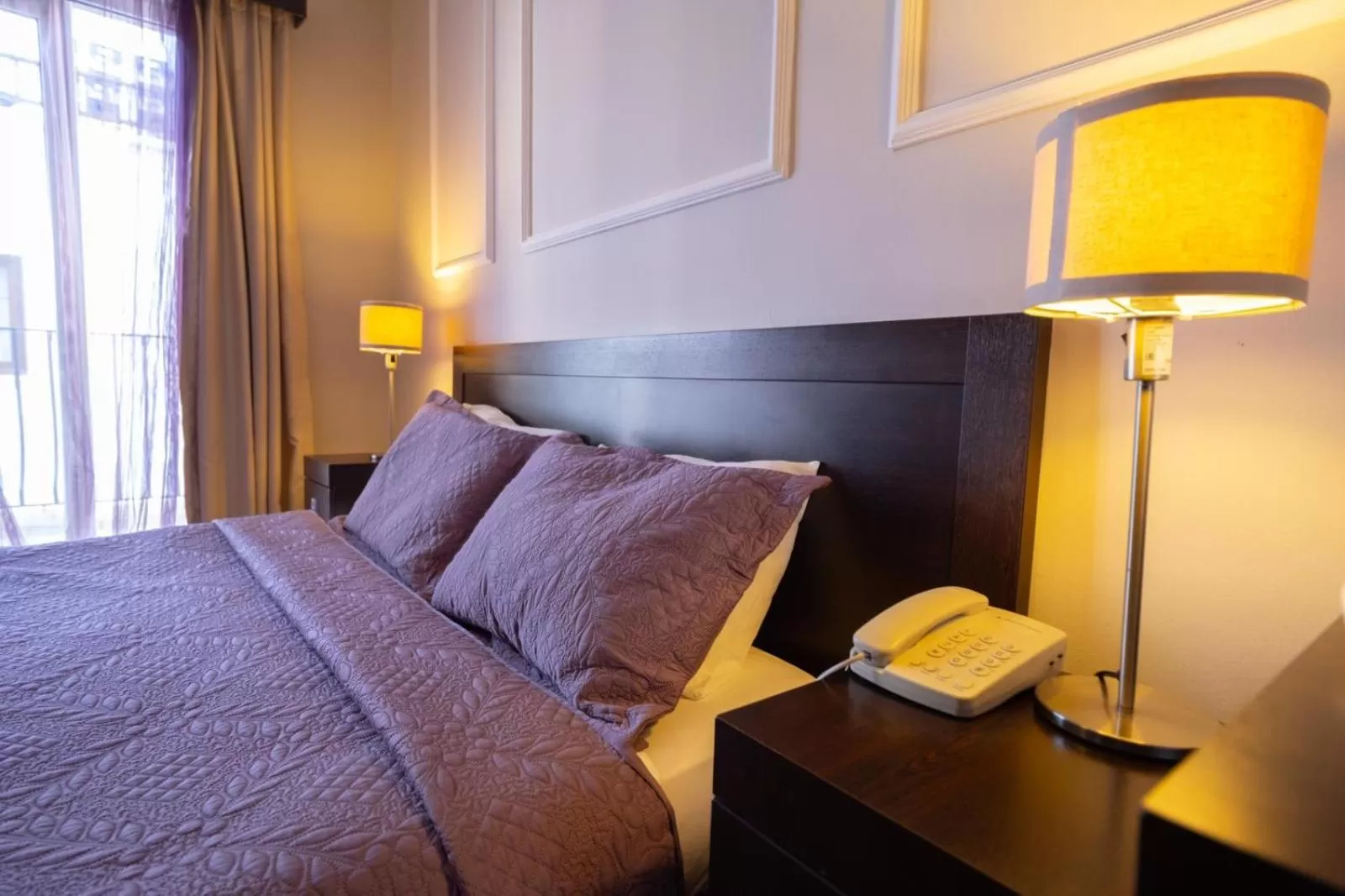 Bed in Kyrenia British Harbour Hotel