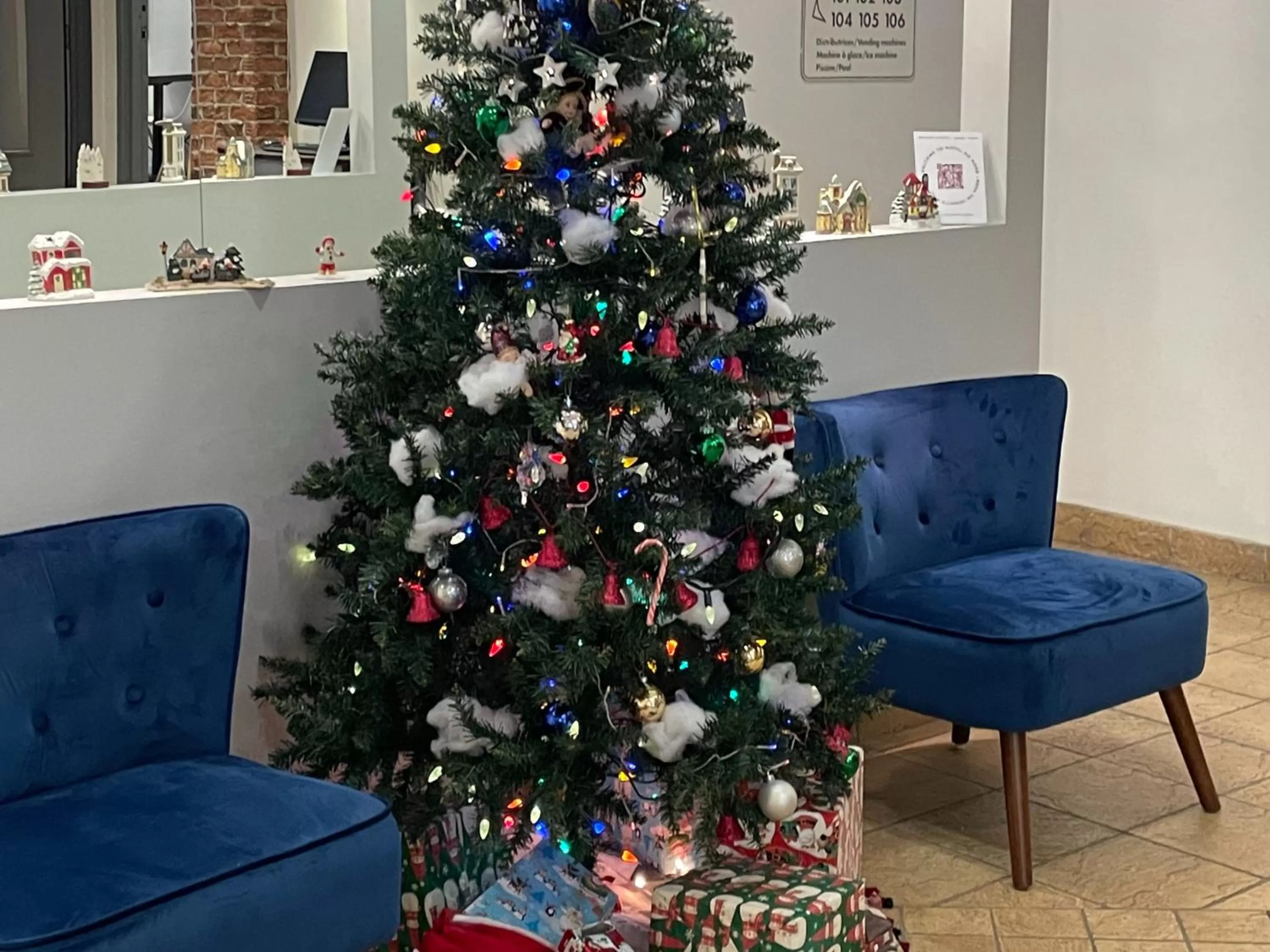 Seating area in Hotel du Nord