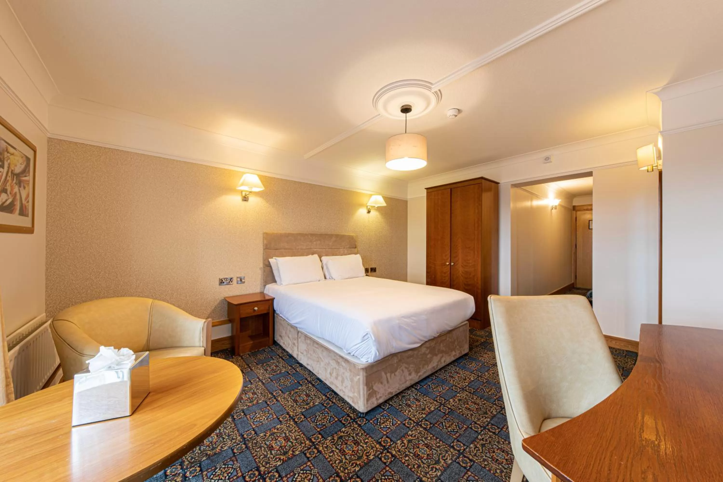 Bedroom, Bed in Ballina Manor Hotel