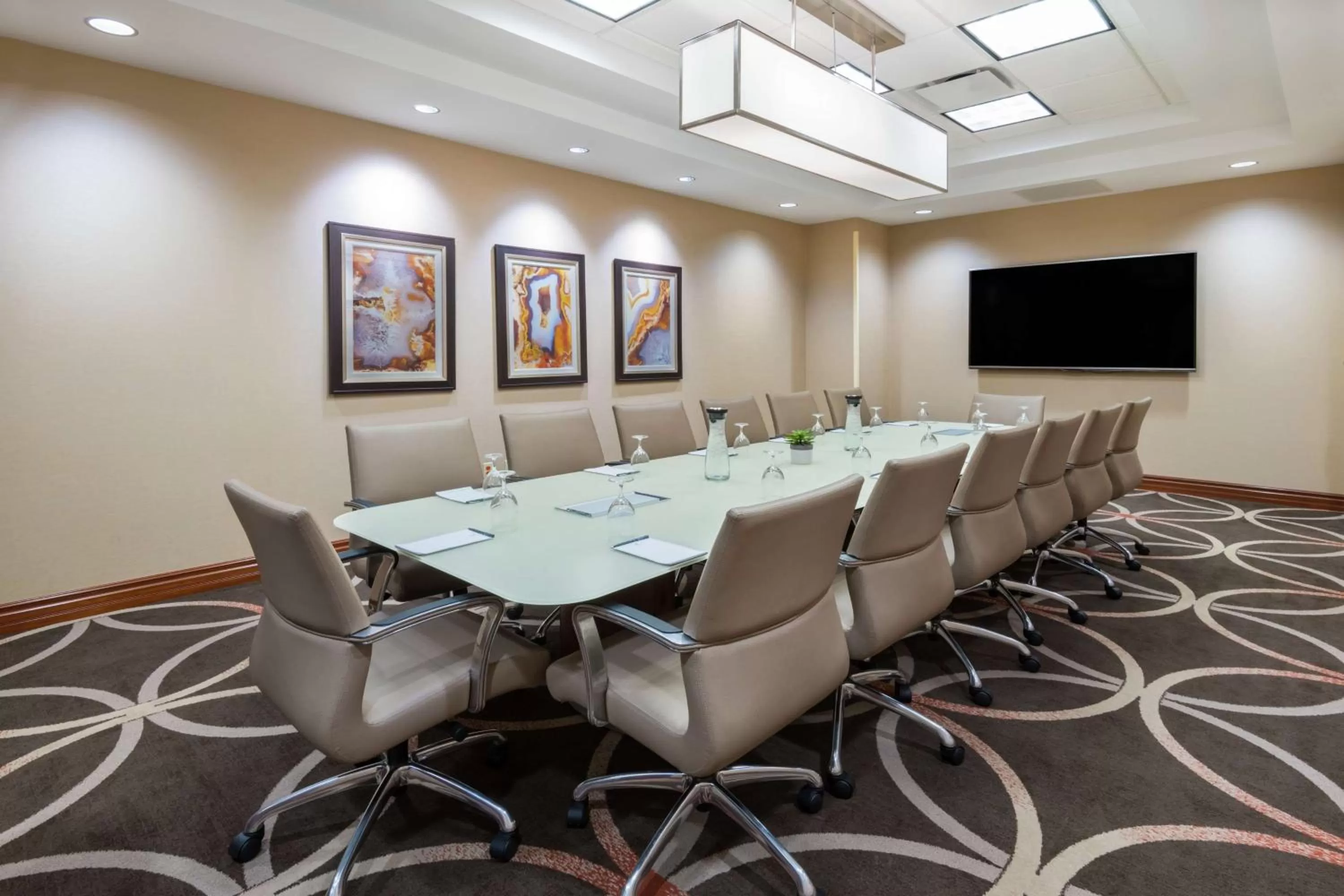 Meeting/conference room in Embassy Suites by Hilton Saint Louis Saint Charles