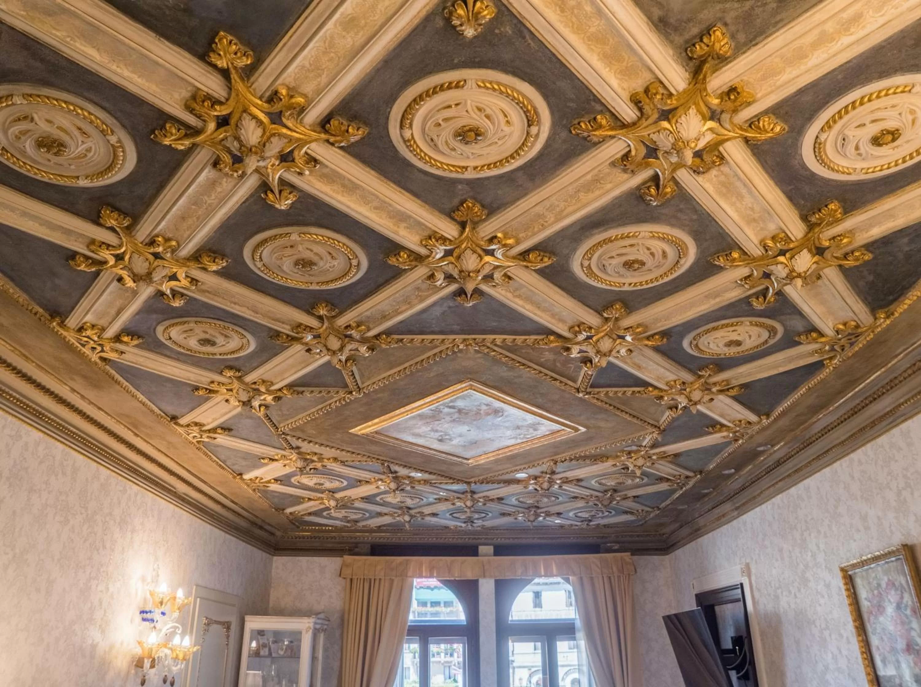 Junior Suite with Grand Canal View in EGO' Boutique Hotel - The Silk Road