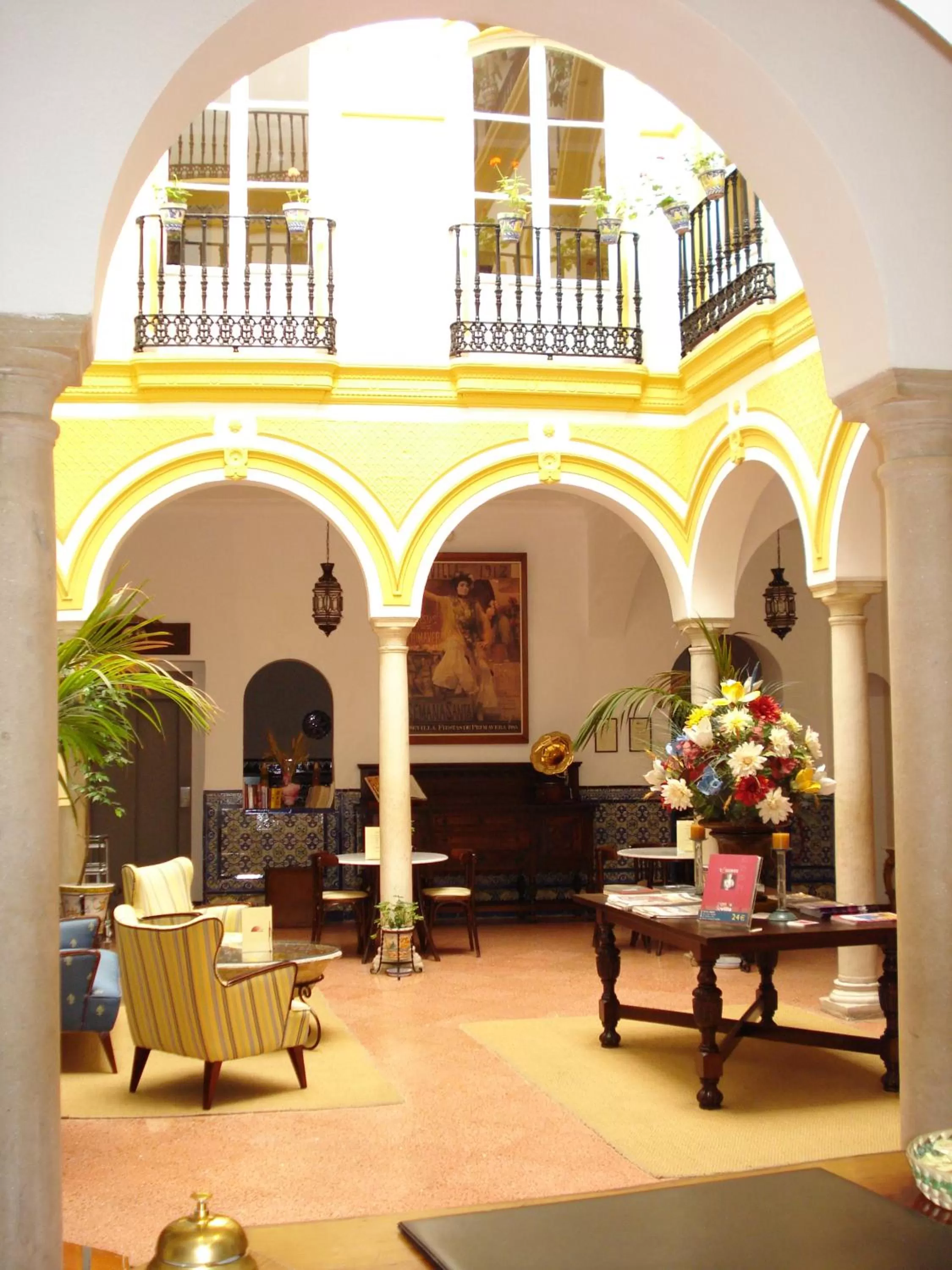 Lobby or reception in Hotel Abanico Casa Palacio