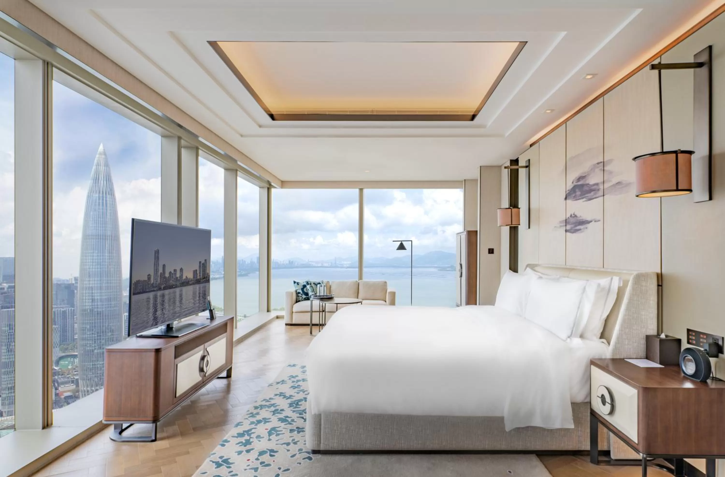Bedroom, Bed in Raffles Shenzhen, Situated in the heart of One Shenzhen Bay, Book Now to Enjoy Free Minibar and Happy Hour Privileges at Long Bar on 71F