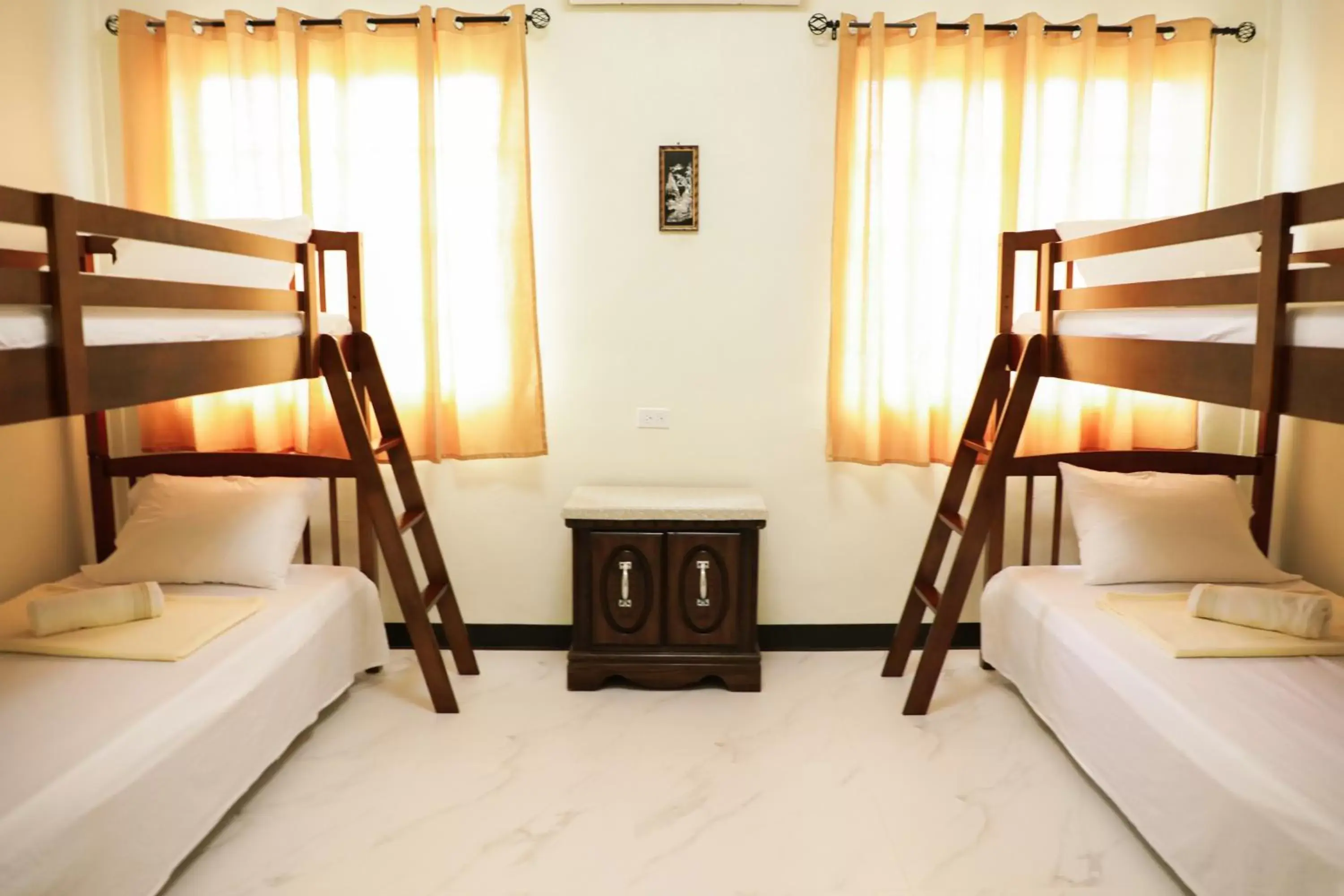Bed in 4-Bed Female Dormitory Room in Yogi Dives B&B Bed in 4-Bed Female Dormitory Room in Yogi Dives B&B