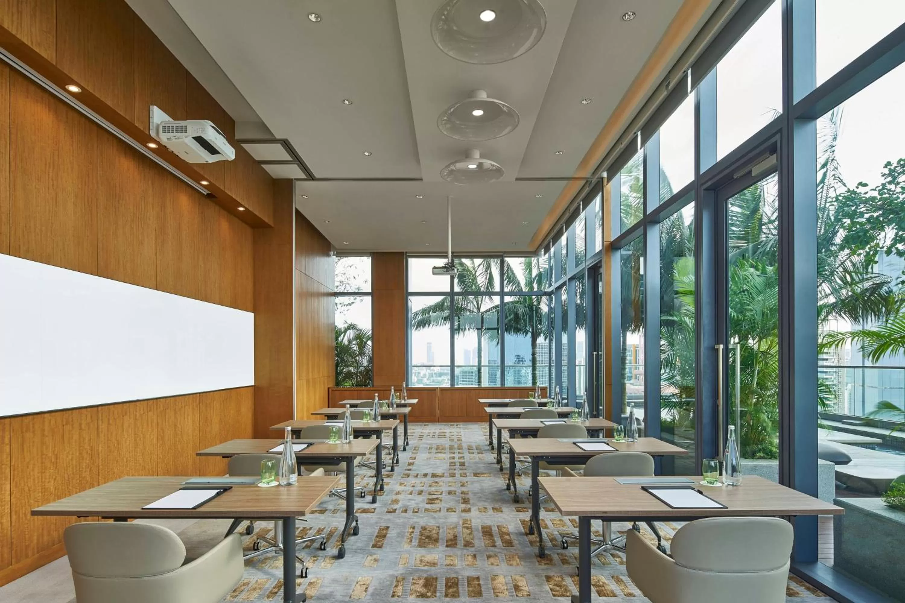 Meeting/conference room in Courtyard by Marriott Singapore Novena