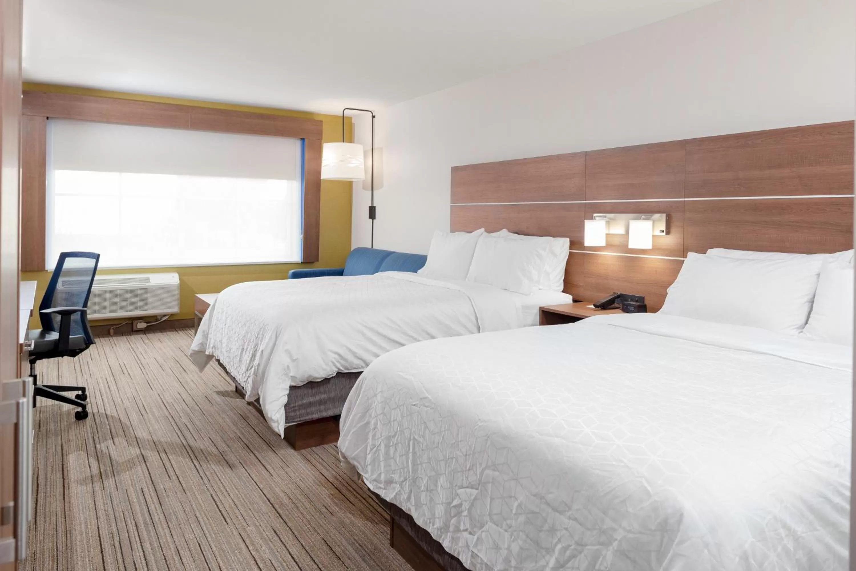 Photo of the whole room, Bed in Holiday Inn Express & Suites - Gilbert - East Mesa by IHG