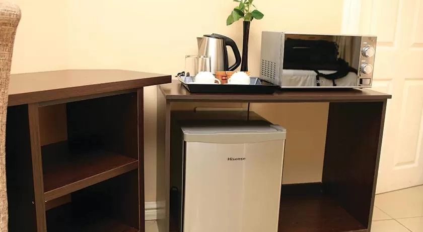 Coffee/tea facilities in Bayside Hotel 97 Russell Street