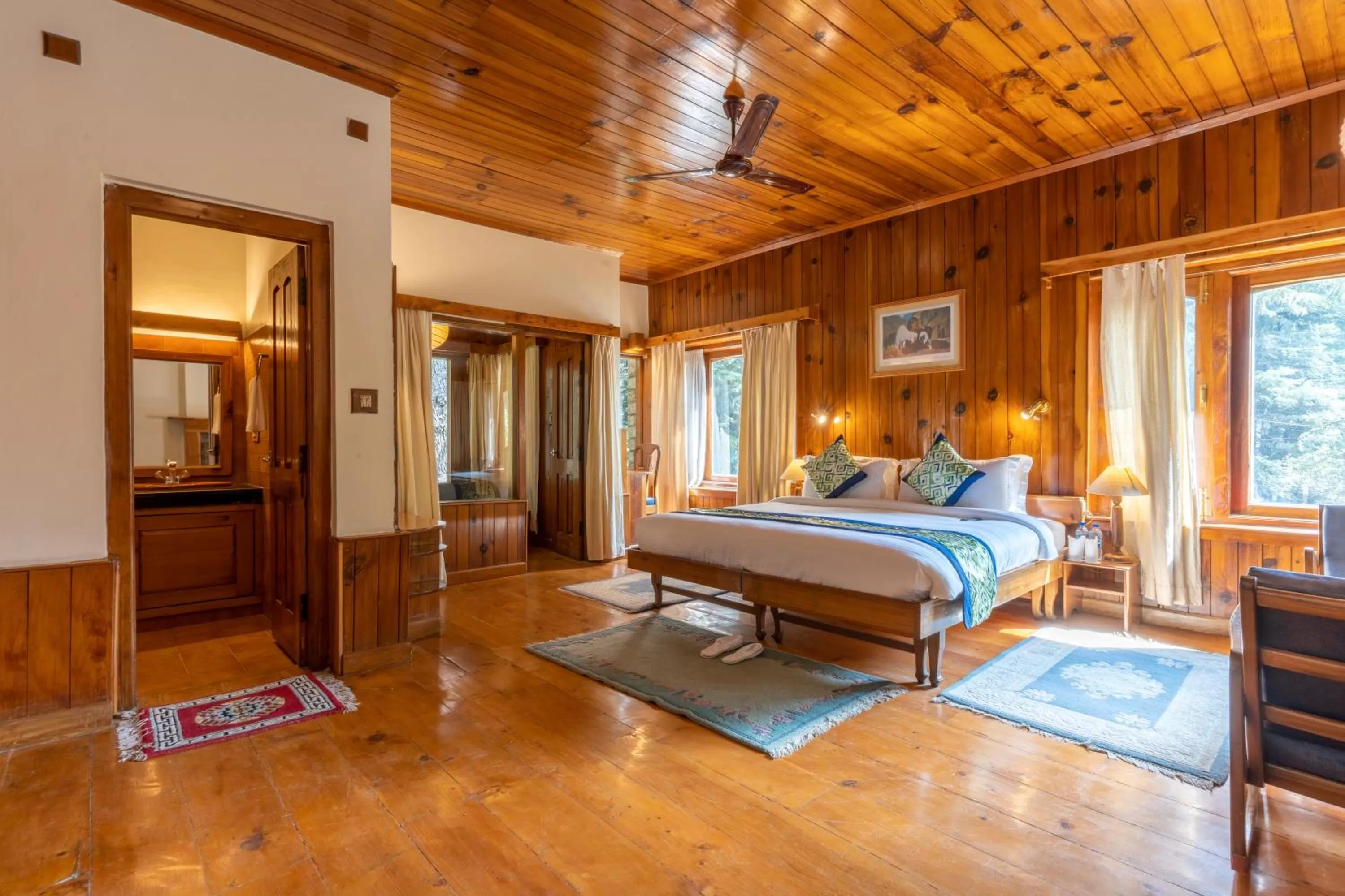 flat iron, Bed in Hotel Negi's Mayflower A heritage Since 1965