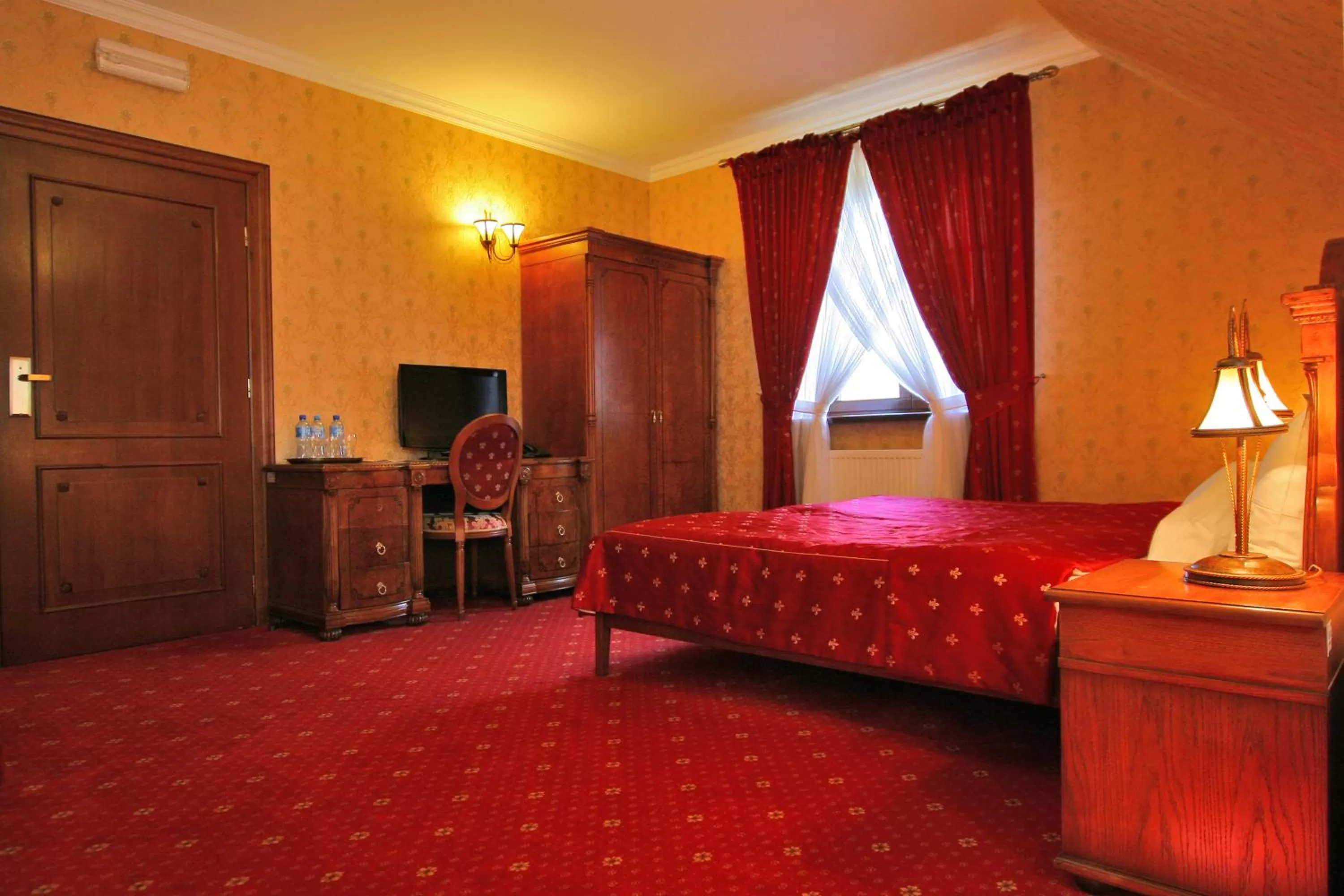 Triple Room - single occupancy in Hotel Sarmata Zespół Dworski